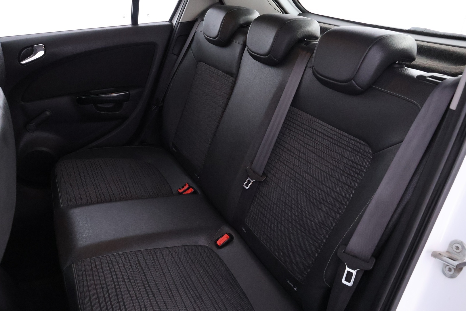 OPEL Corsa 16