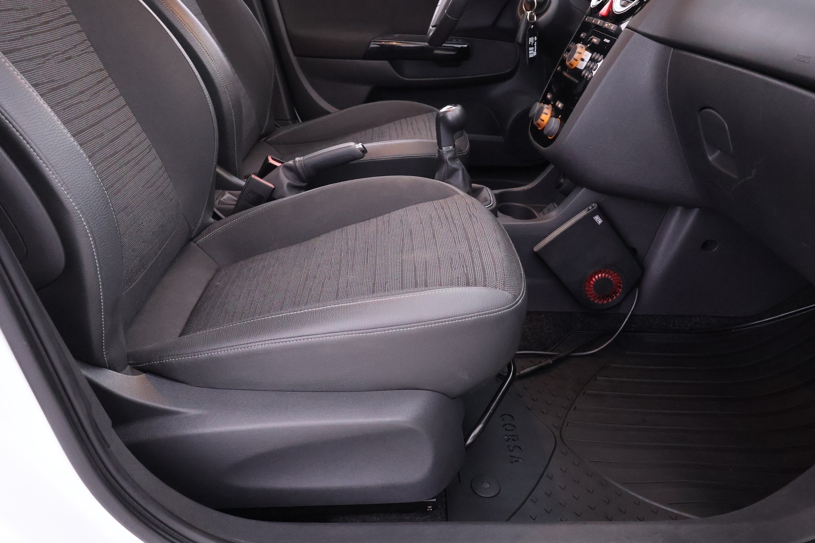 OPEL Corsa 18