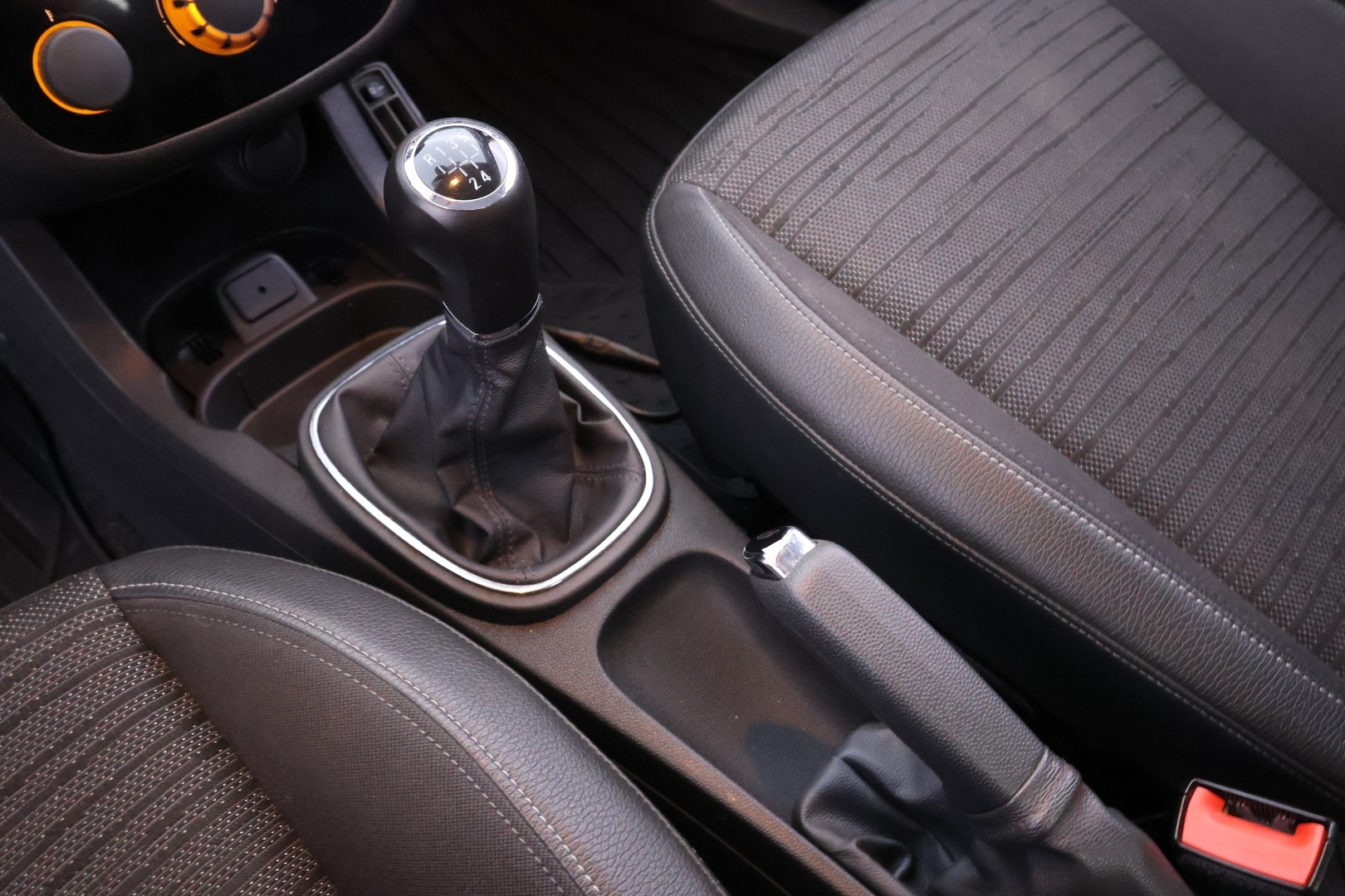 OPEL Corsa 36