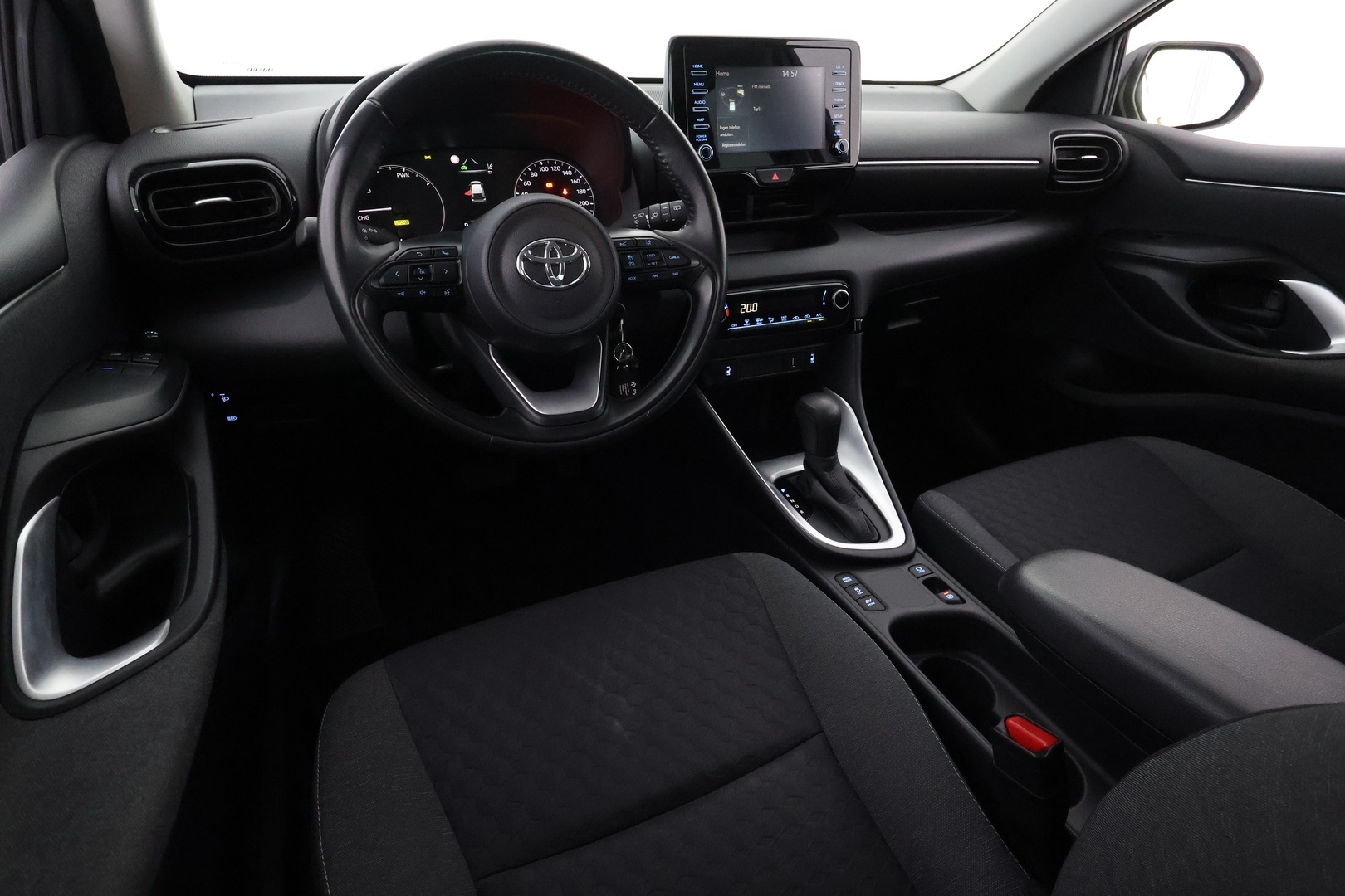 TOYOTA Yaris 34