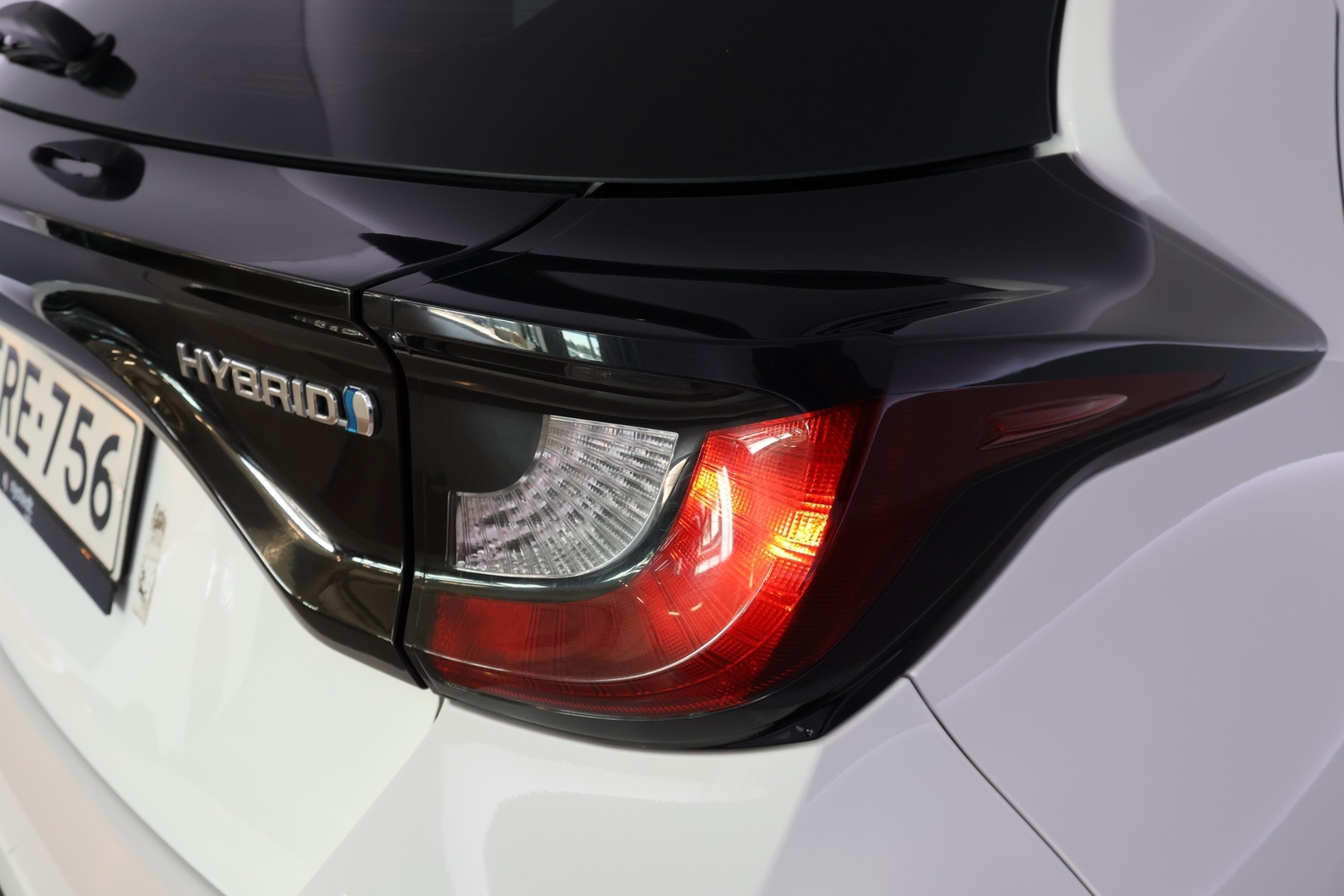TOYOTA Yaris 43