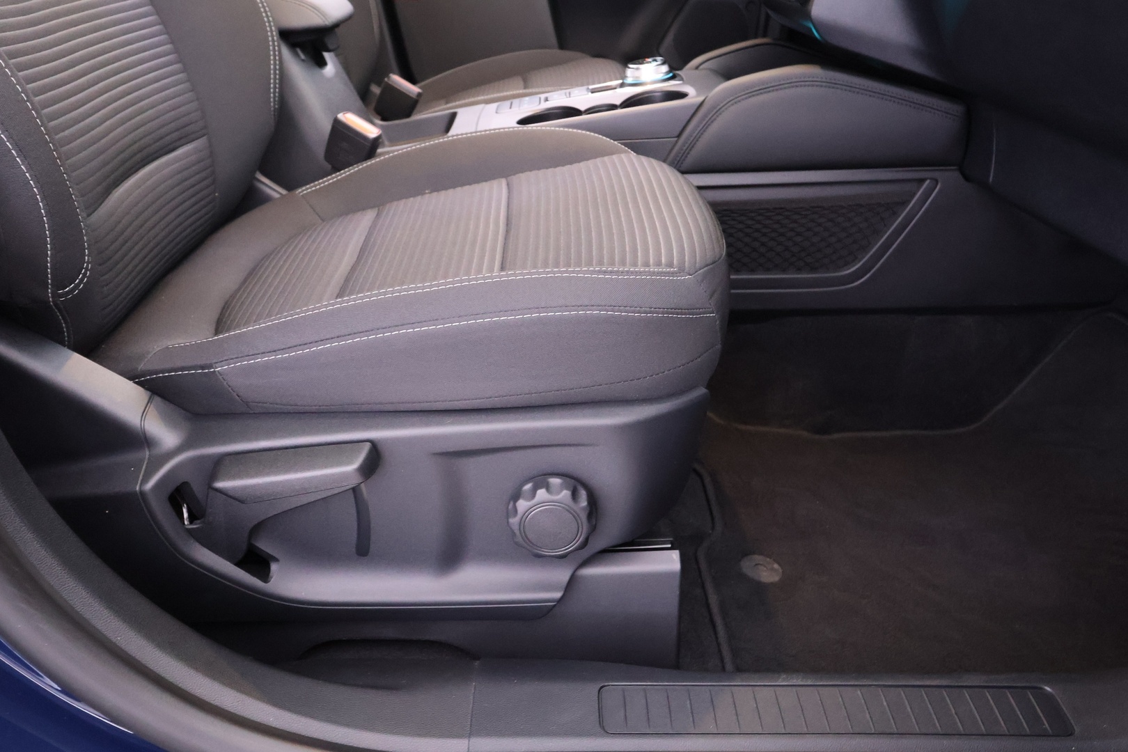 FORD KUGA 19