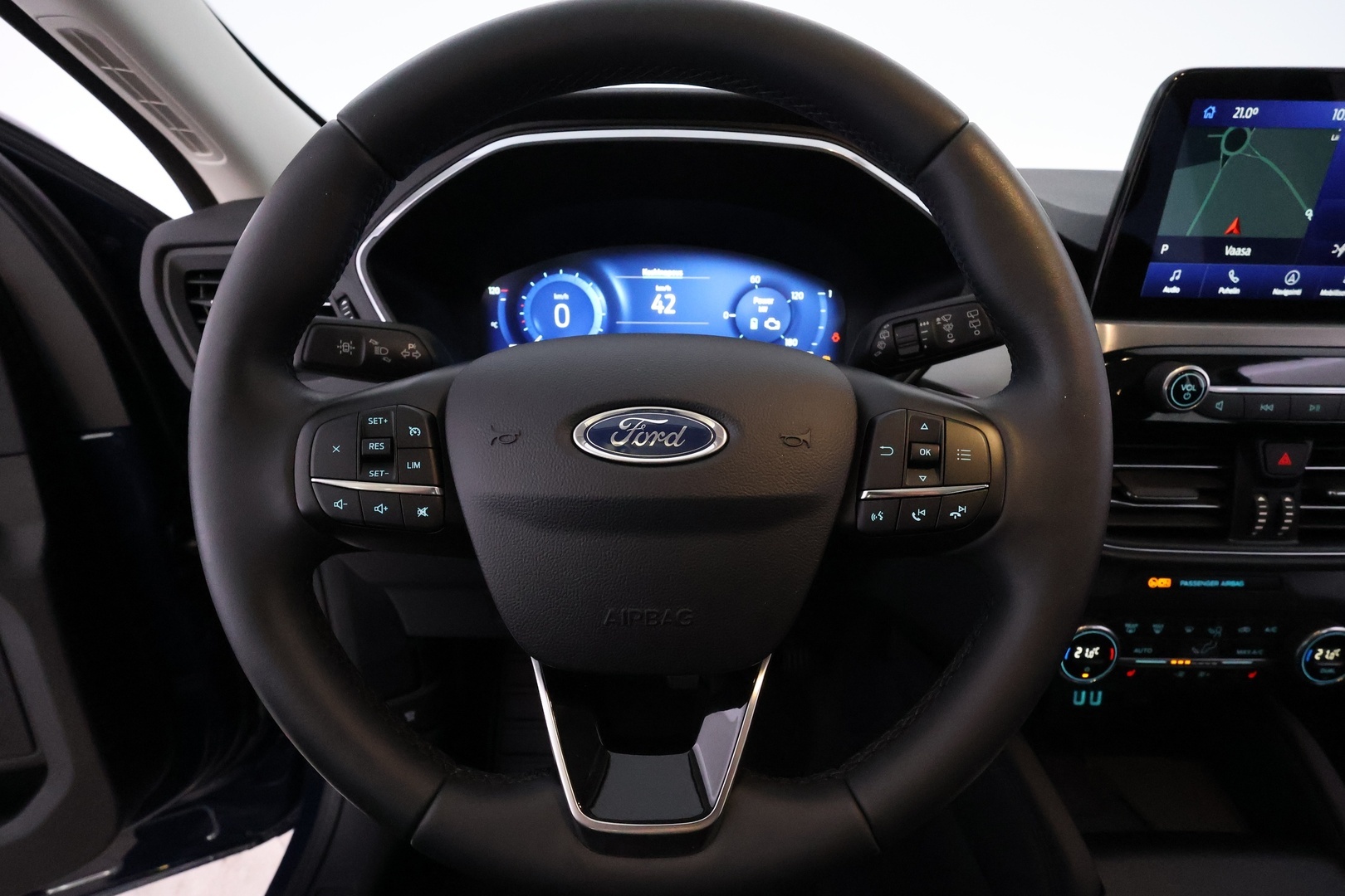 FORD KUGA 28