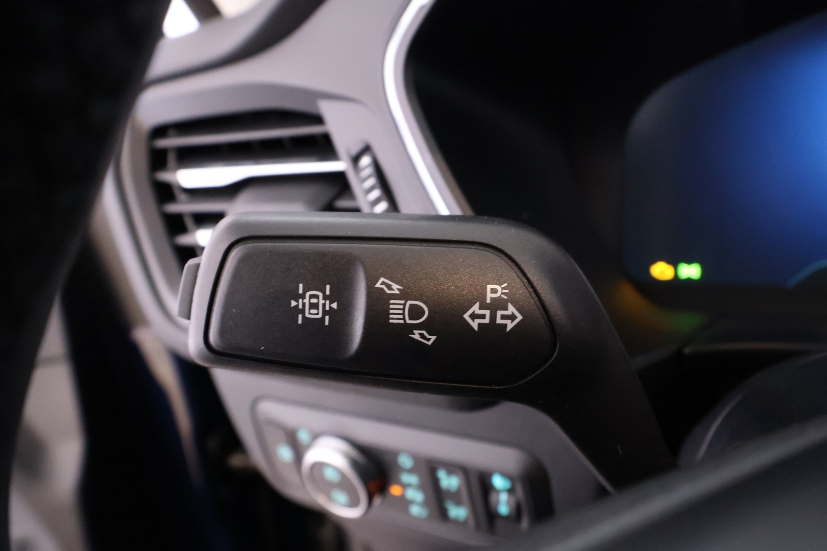 FORD KUGA 31