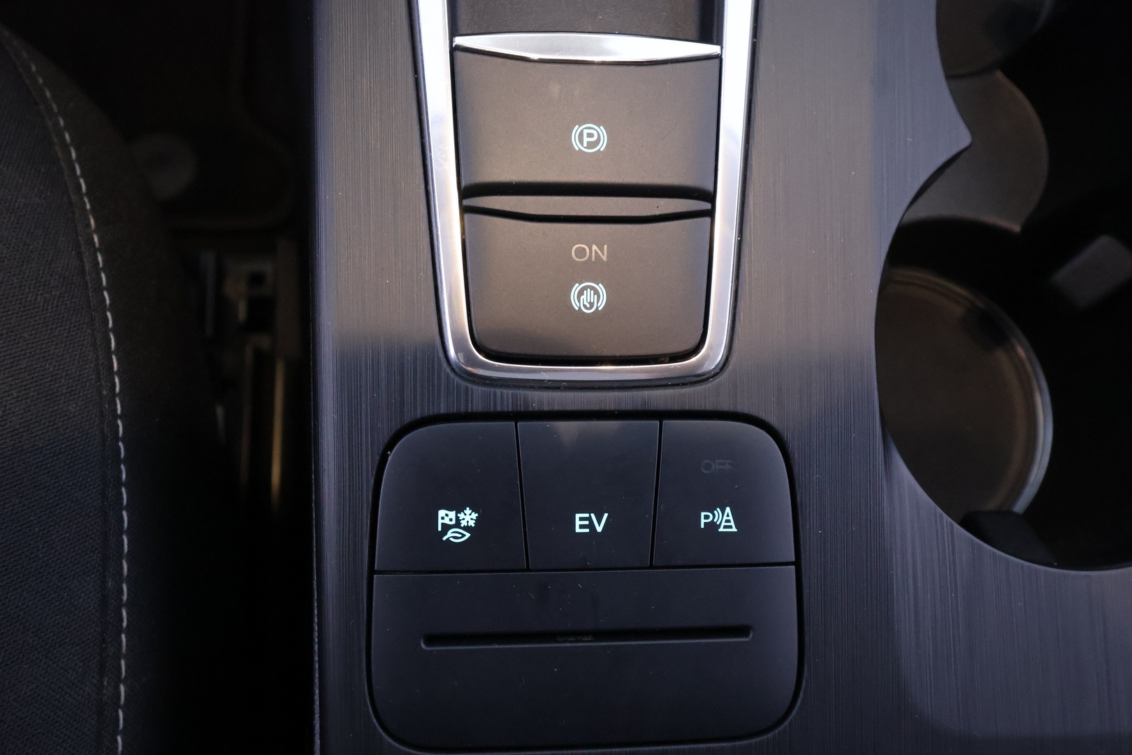 FORD KUGA 41