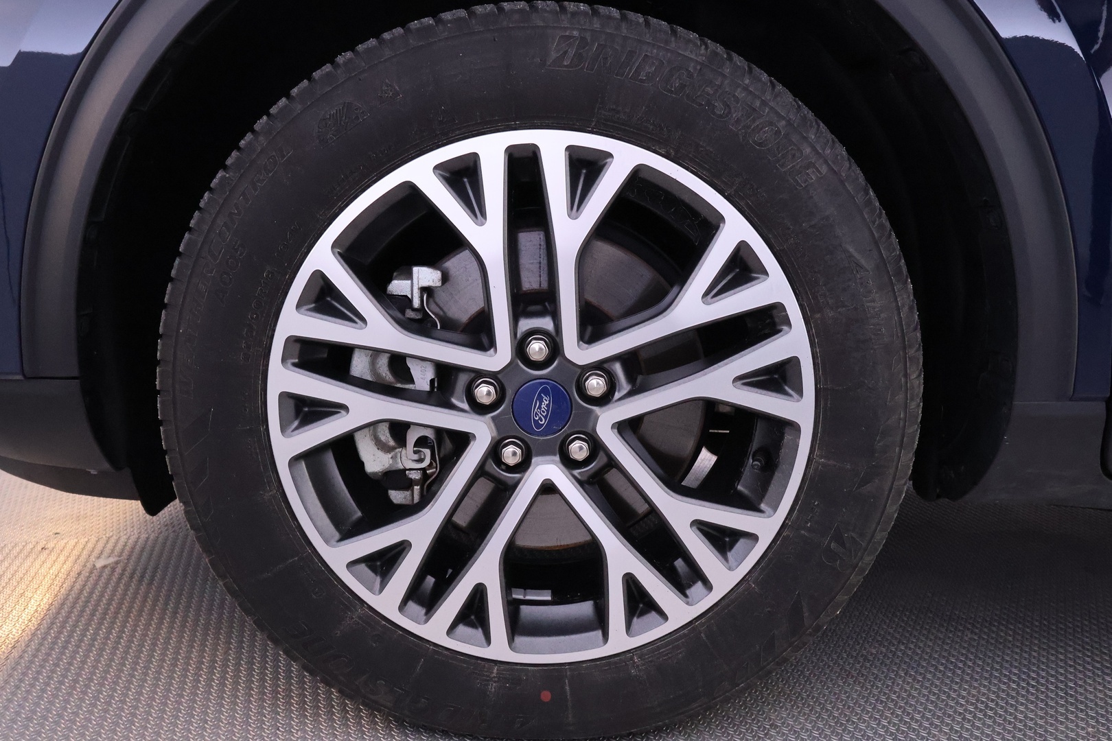 FORD KUGA 44