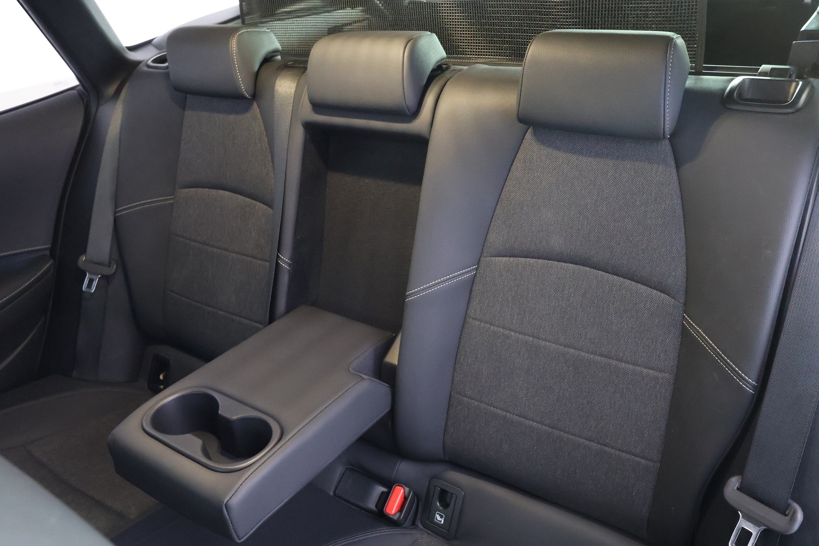 TOYOTA Corolla 18