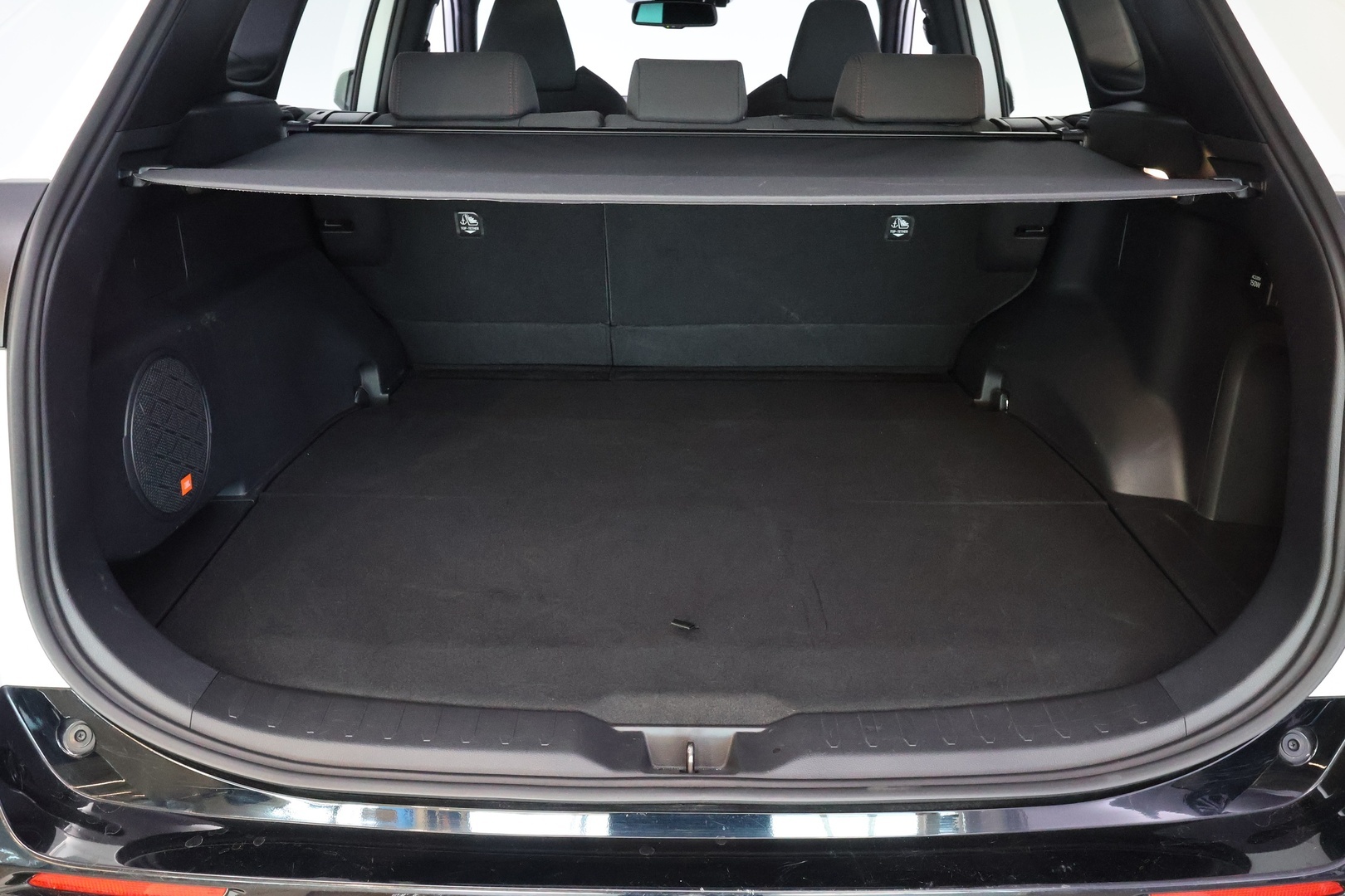 TOYOTA RAV4 PLUG-IN 14