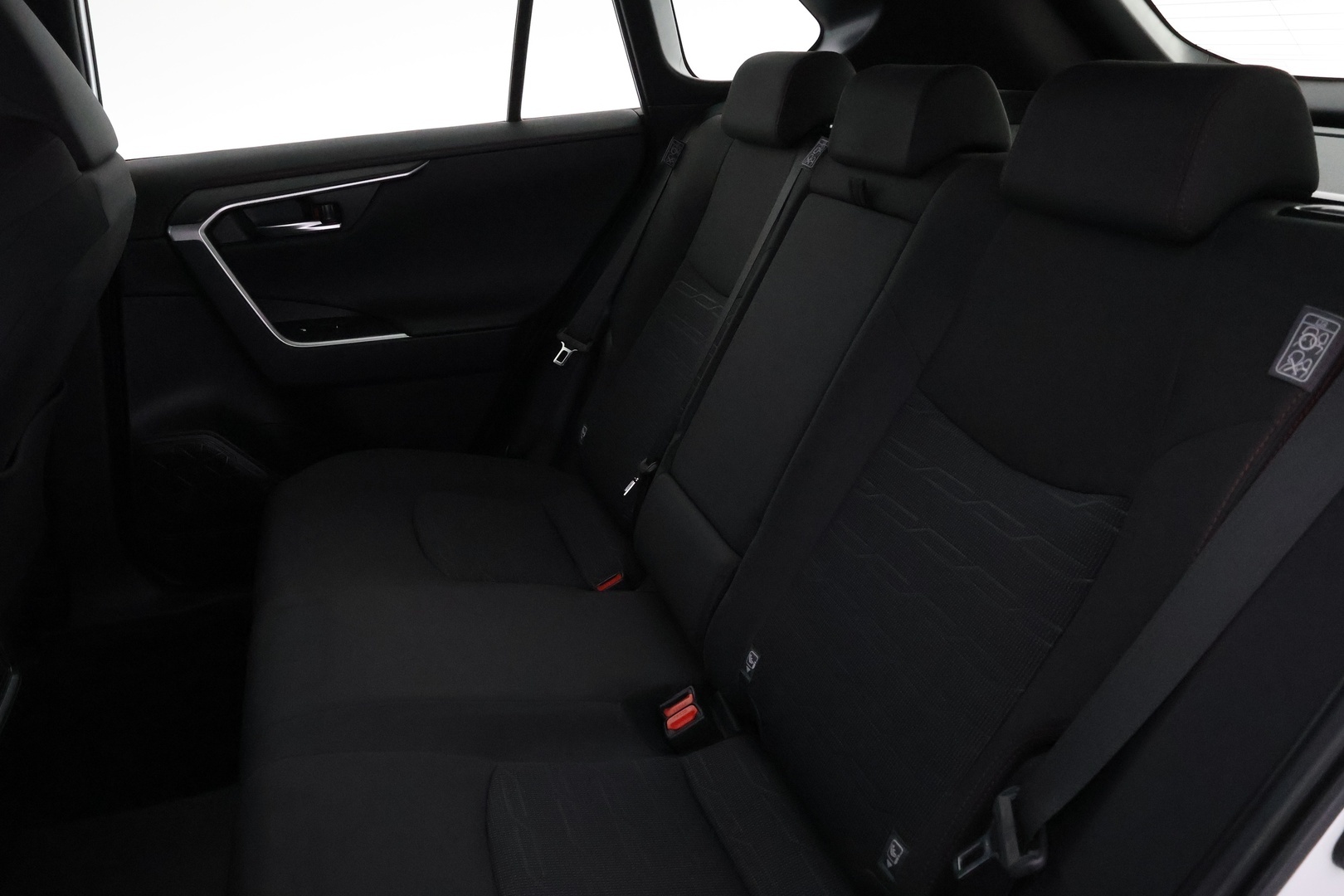 TOYOTA RAV4 PLUG-IN 19