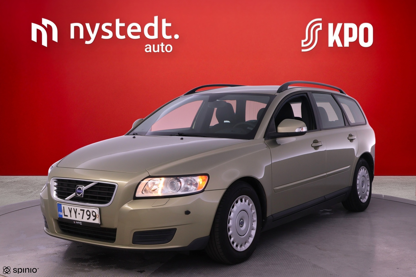 VOLVO V50 1