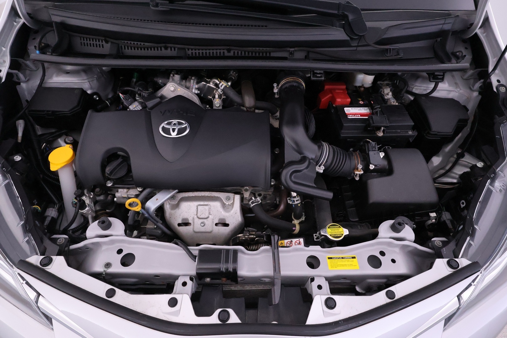 TOYOTA Yaris 38