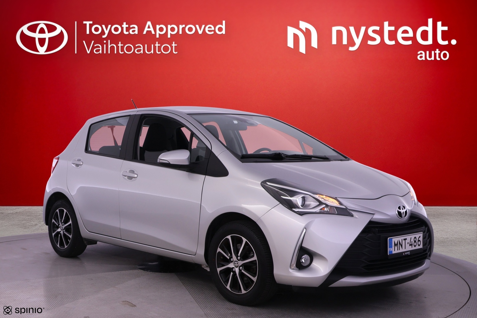 TOYOTA Yaris 7