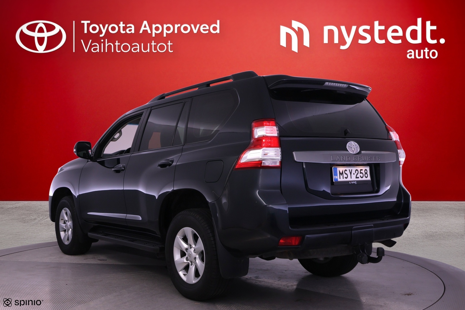 TOYOTA Land Cruiser 2