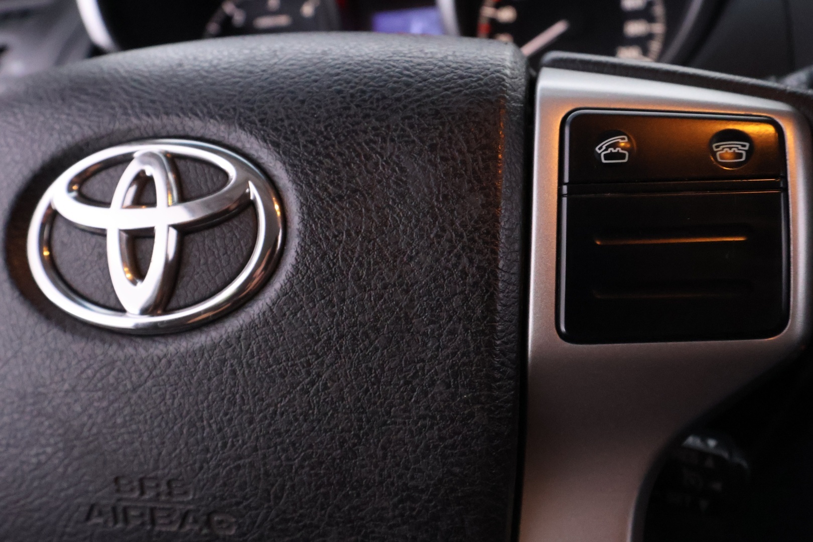 TOYOTA Land Cruiser 30