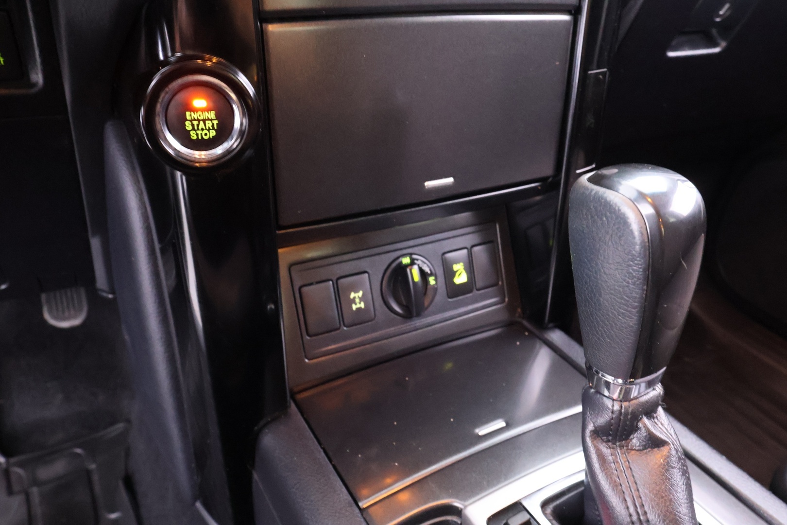 TOYOTA Land Cruiser 38