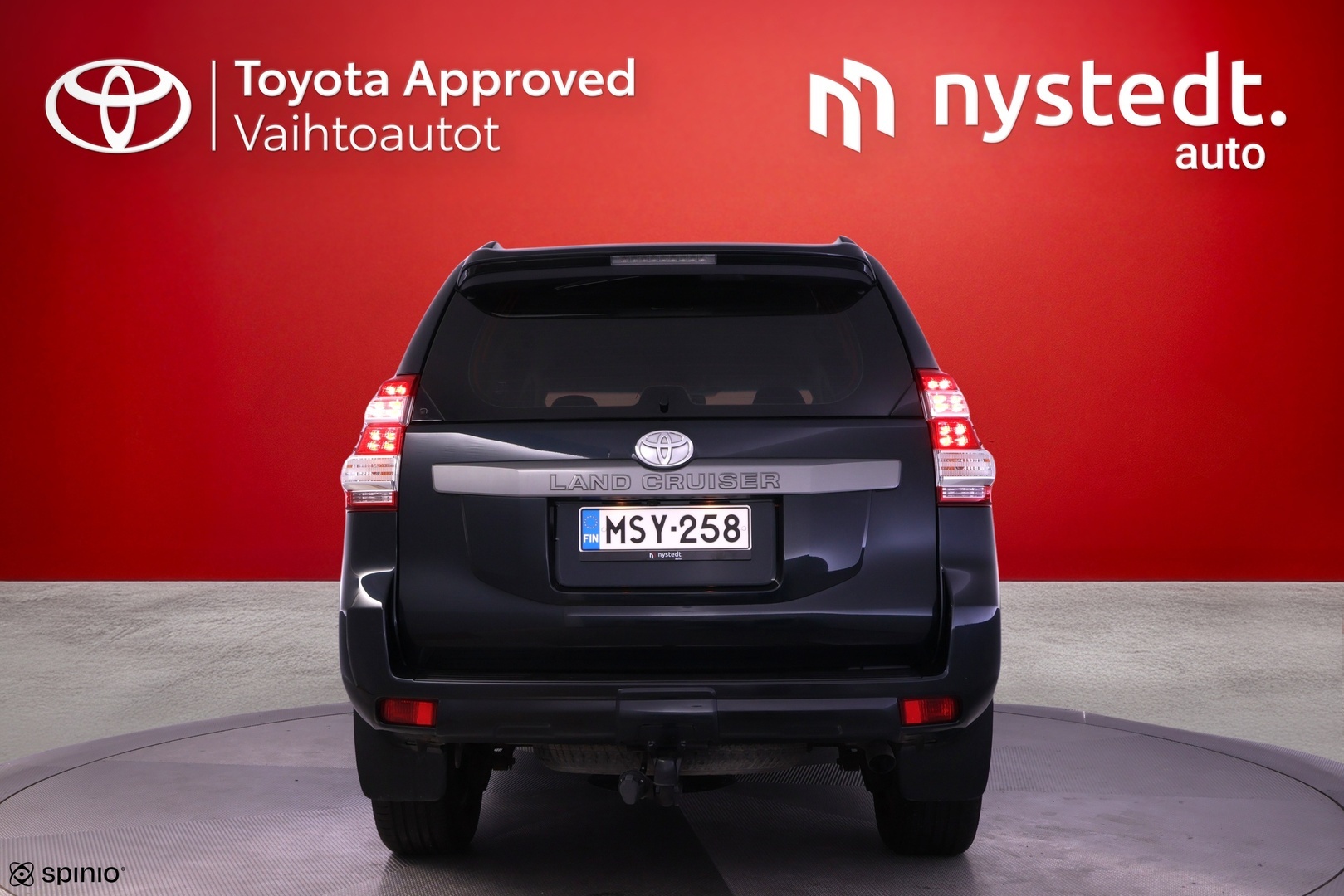 TOYOTA Land Cruiser 4