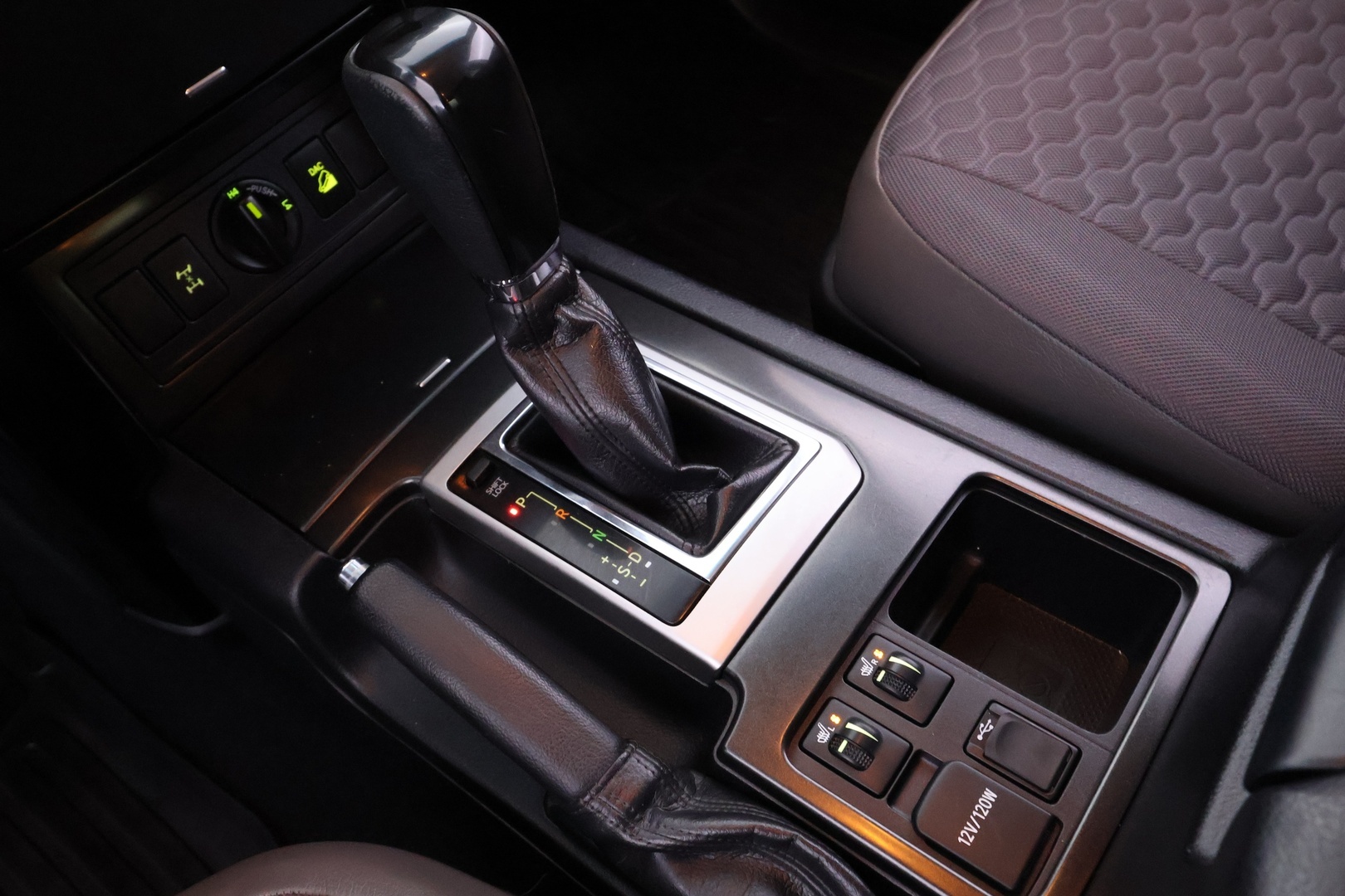 TOYOTA Land Cruiser 42