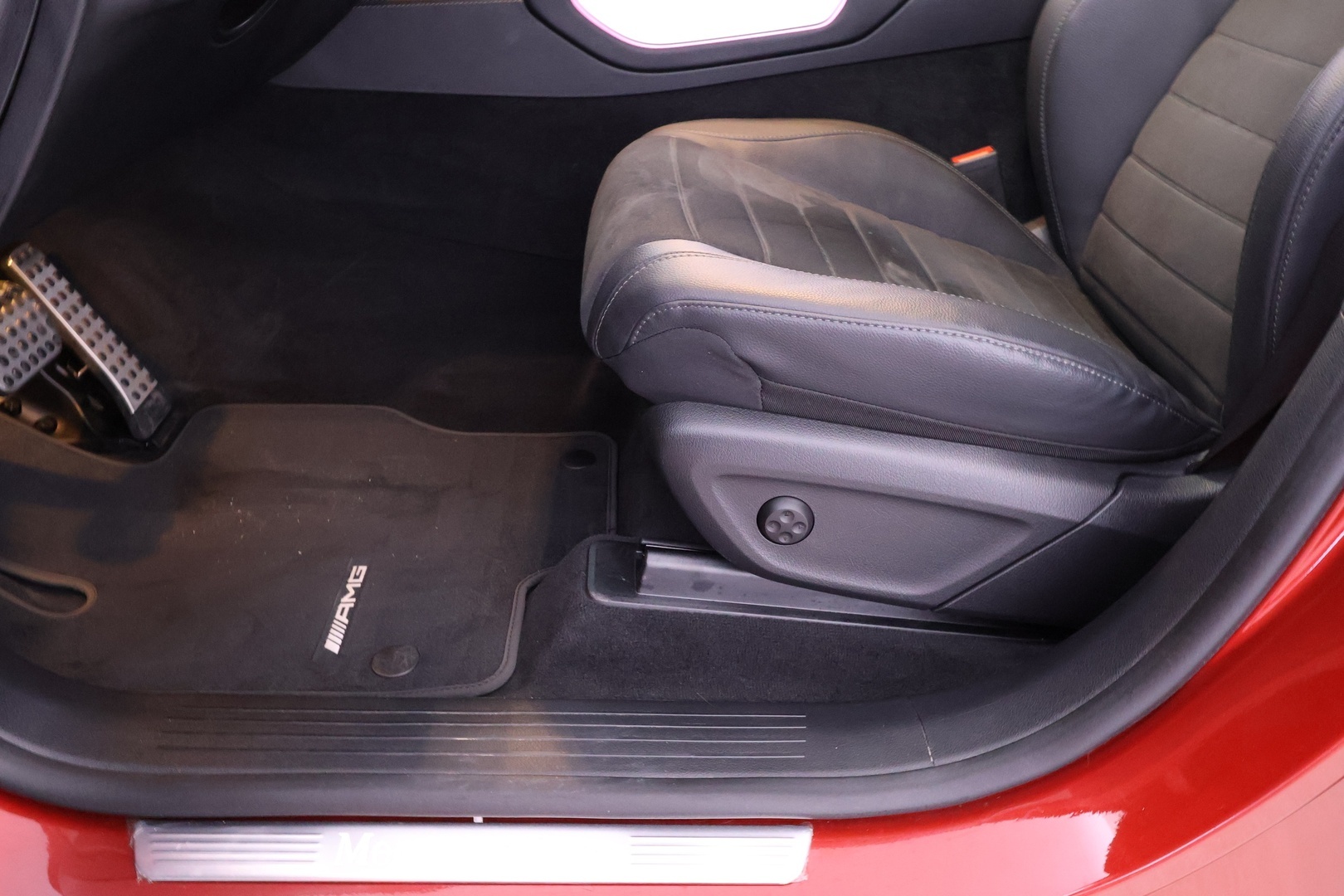 MERCEDES-BENZ GLE 32