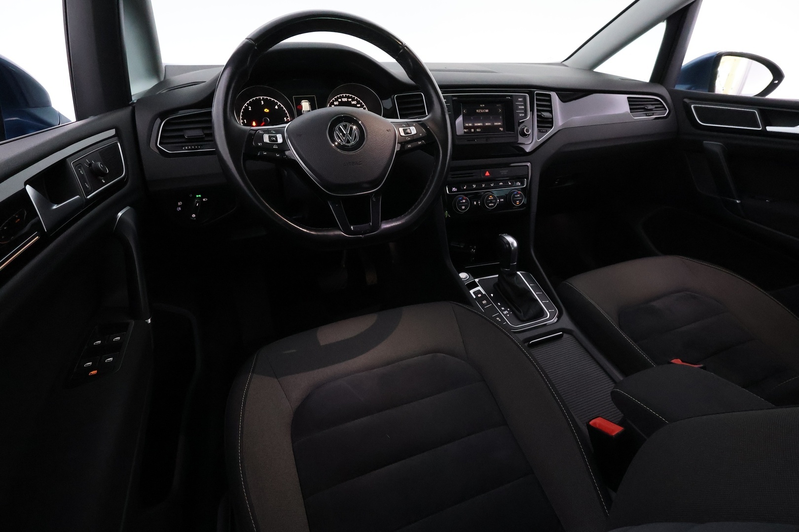 VOLKSWAGEN Golf Sportsvan 35