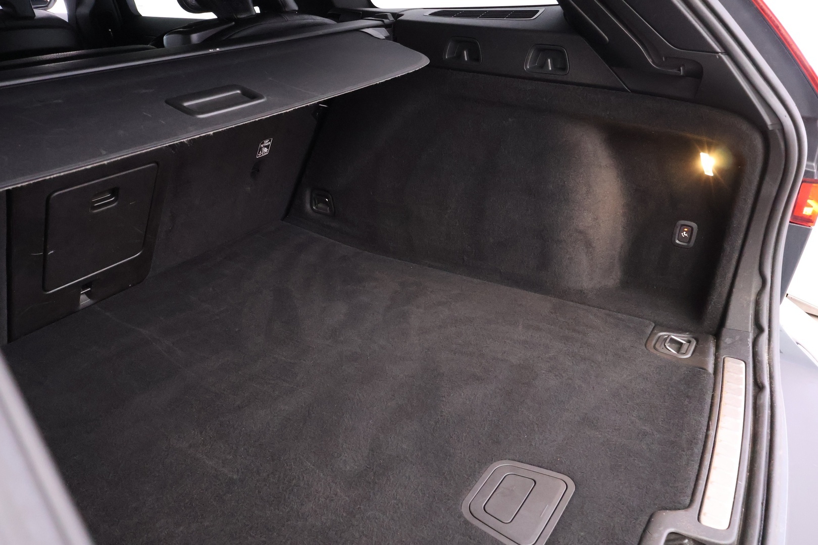 VOLVO V60 15