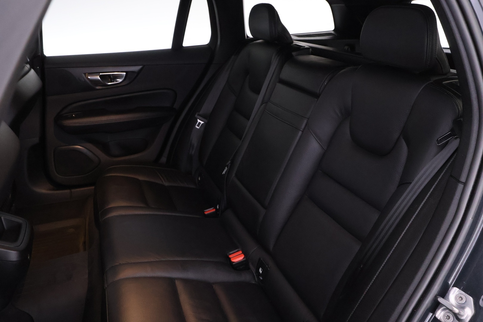 VOLVO V60 19