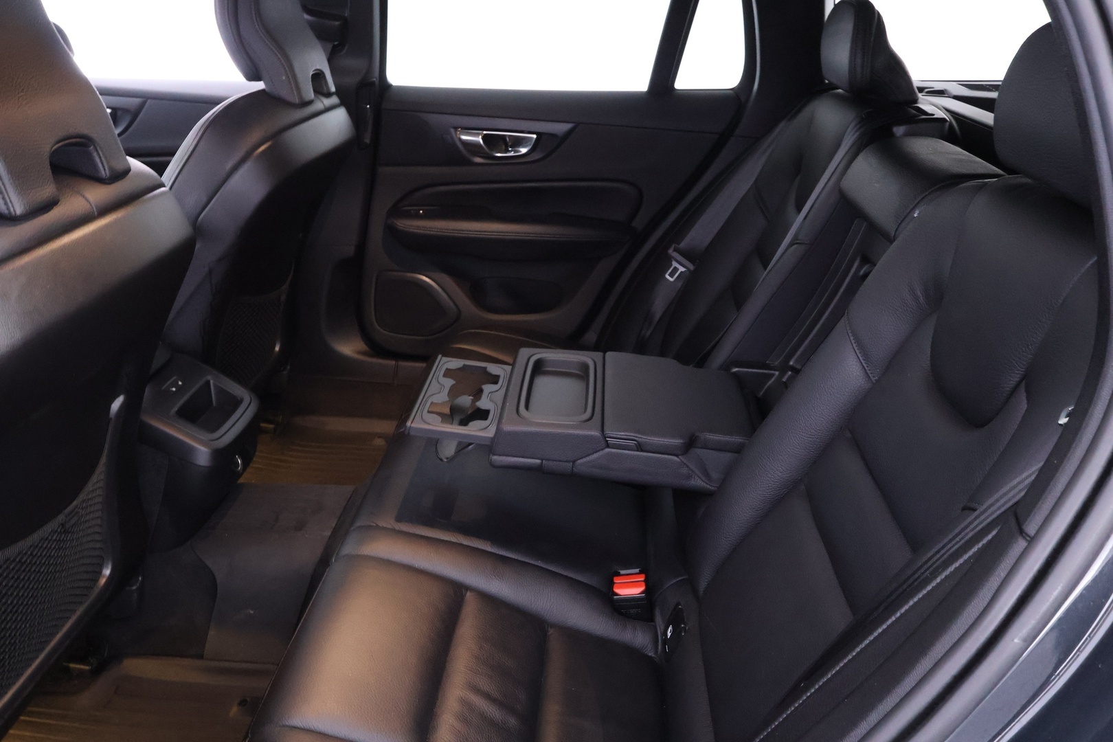 VOLVO V60 20