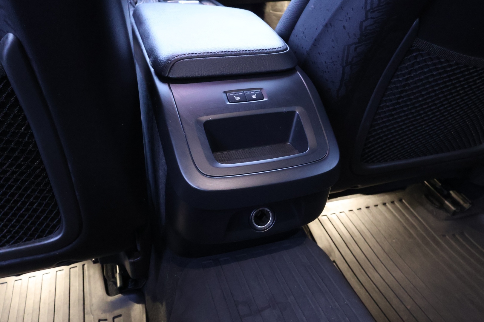 VOLVO V60 21