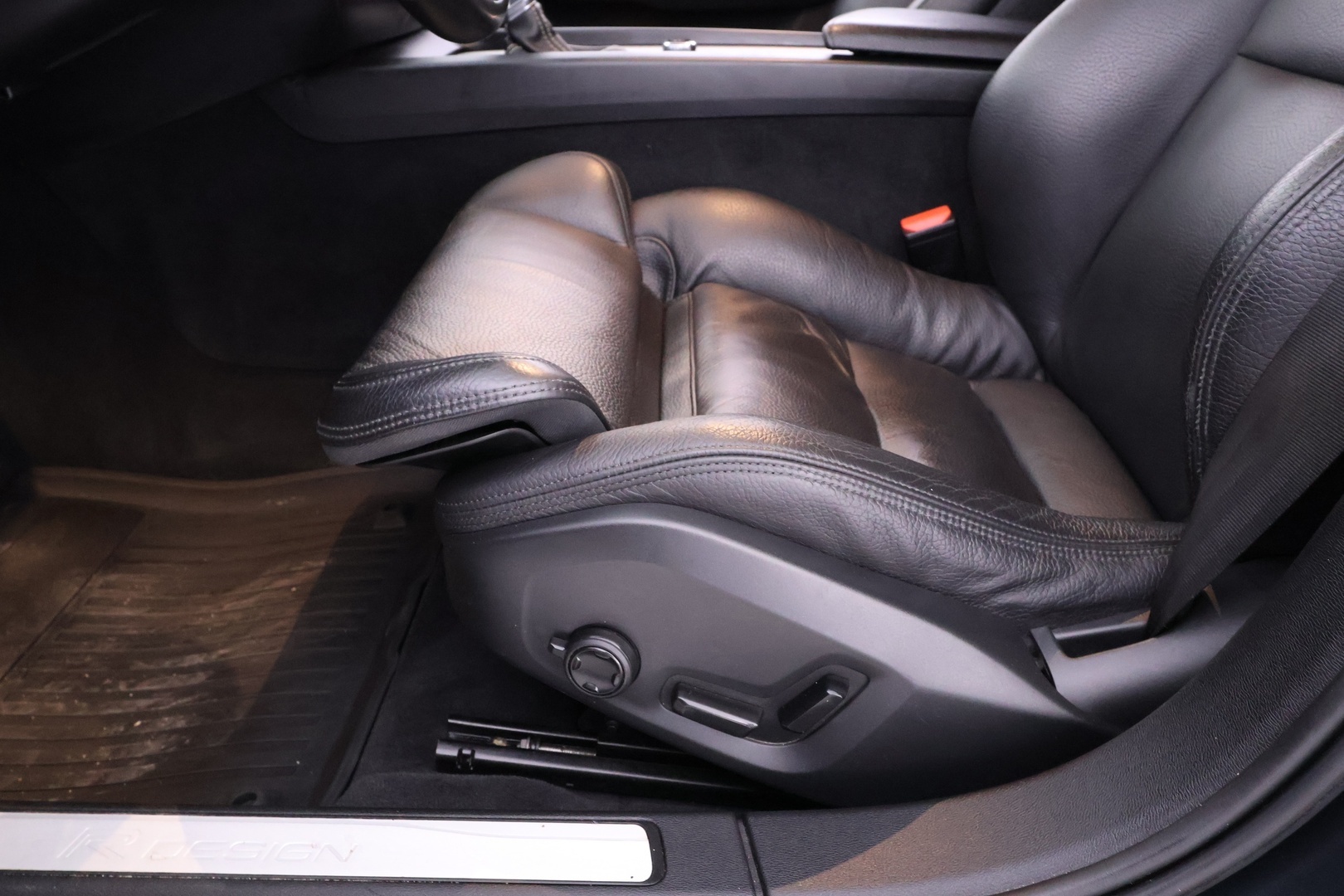 VOLVO V60 27