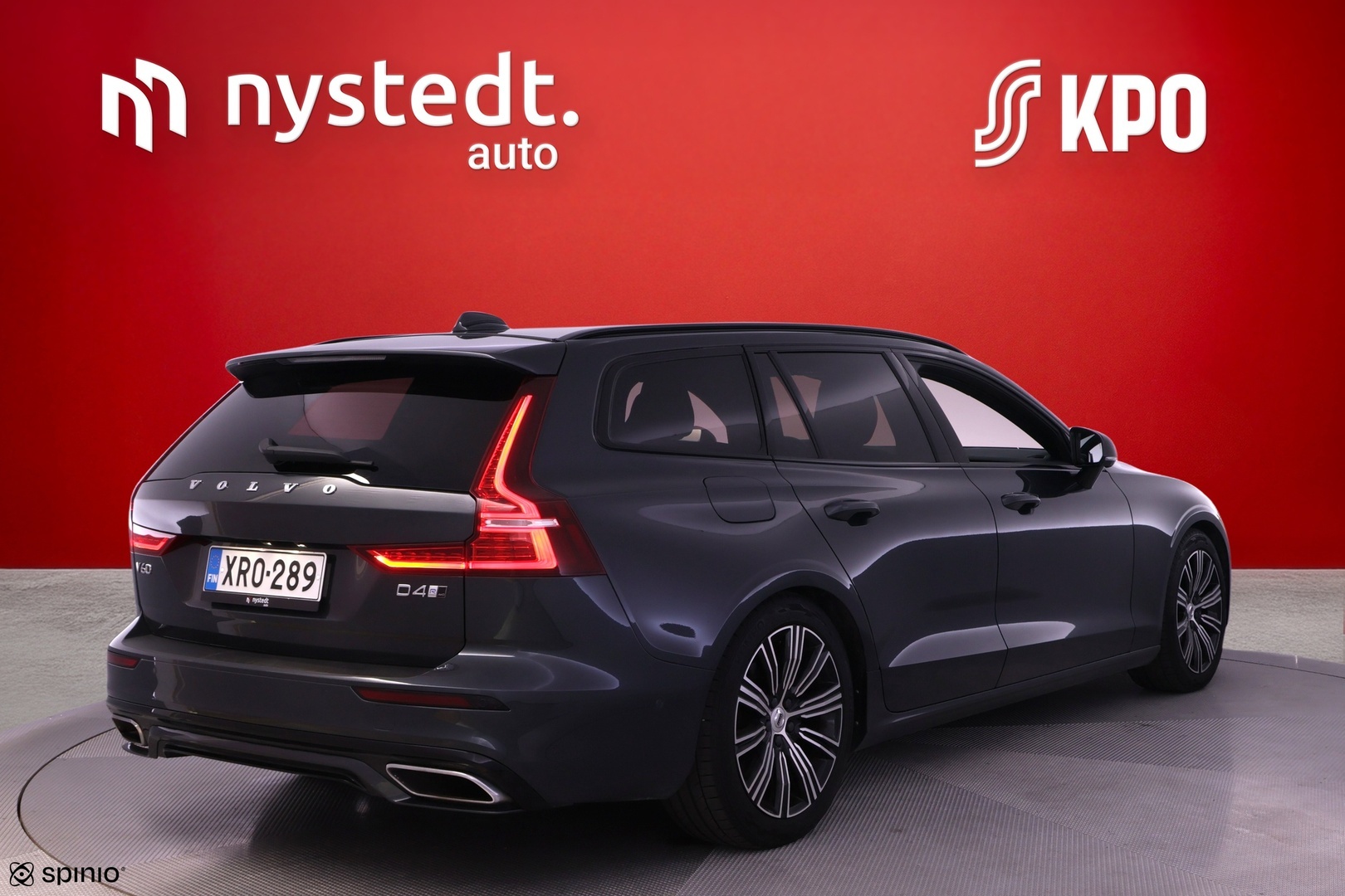VOLVO V60 5
