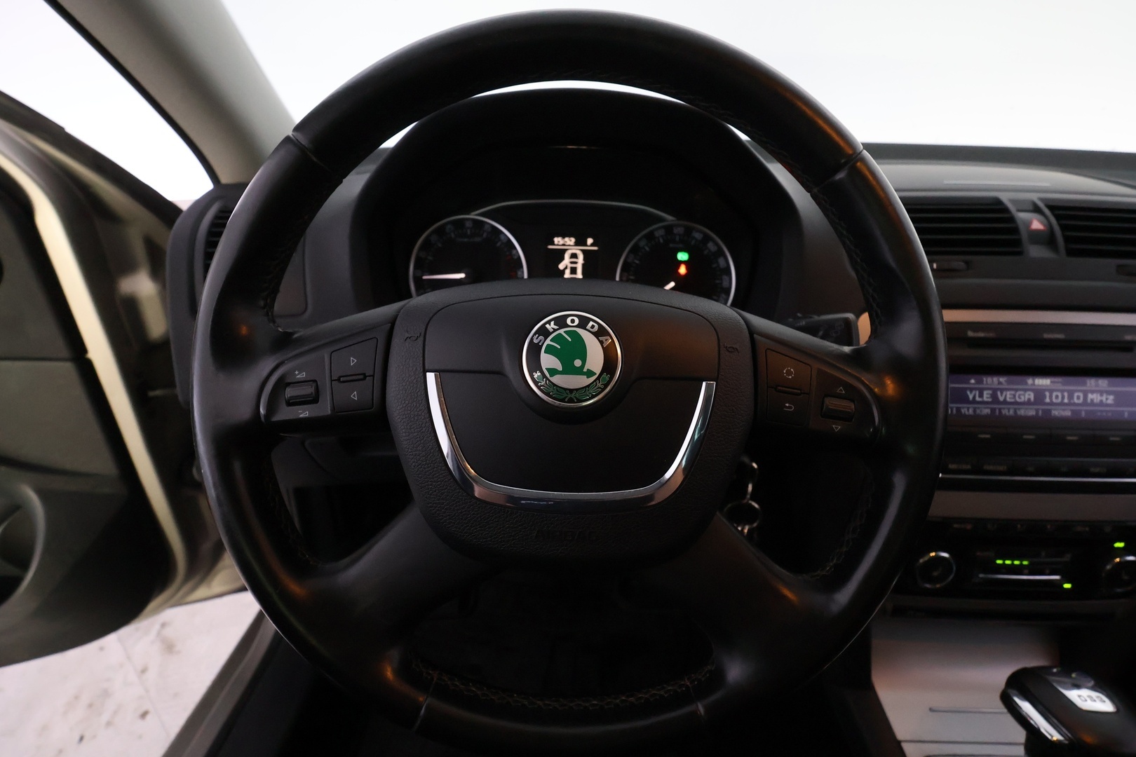 SKODA Octavia 23