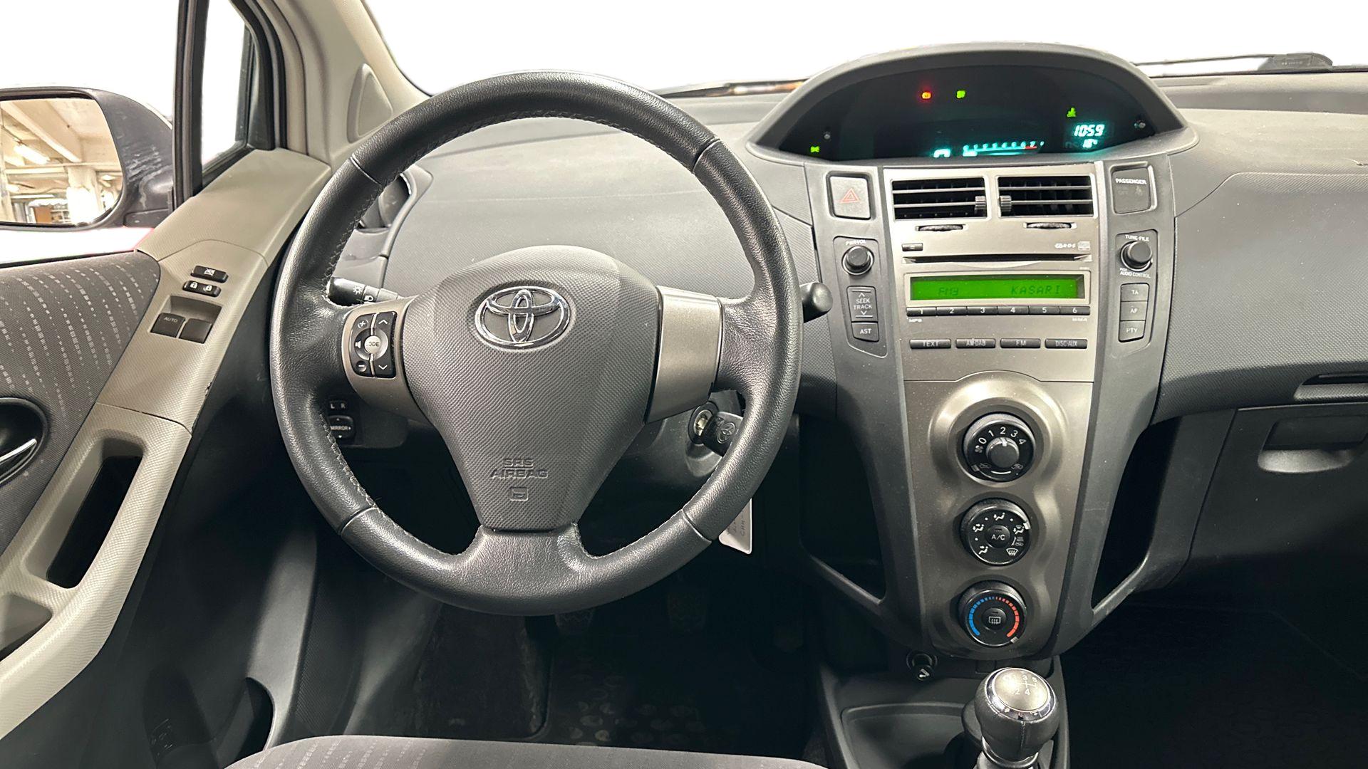 Toyota Yaris 2009