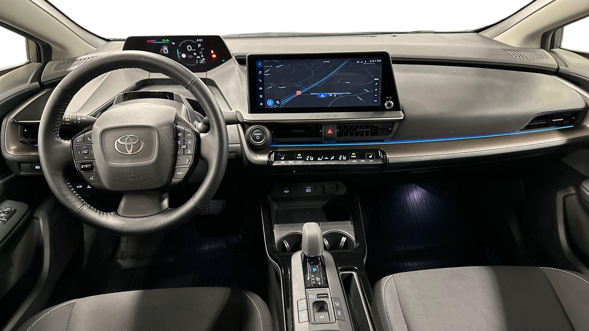 Toyota Prius Plug-in 2023