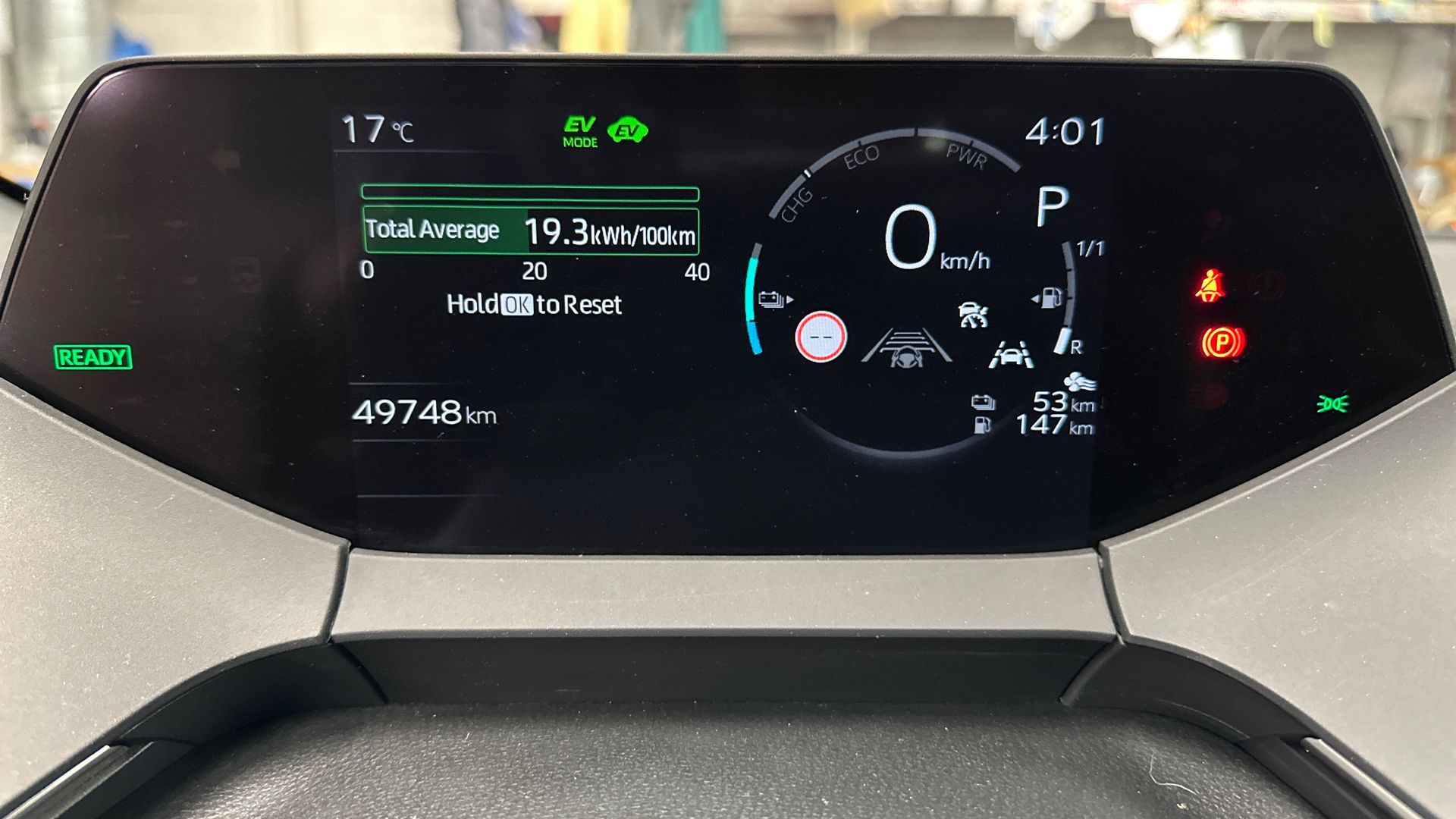 Toyota Prius Plug-in 2023