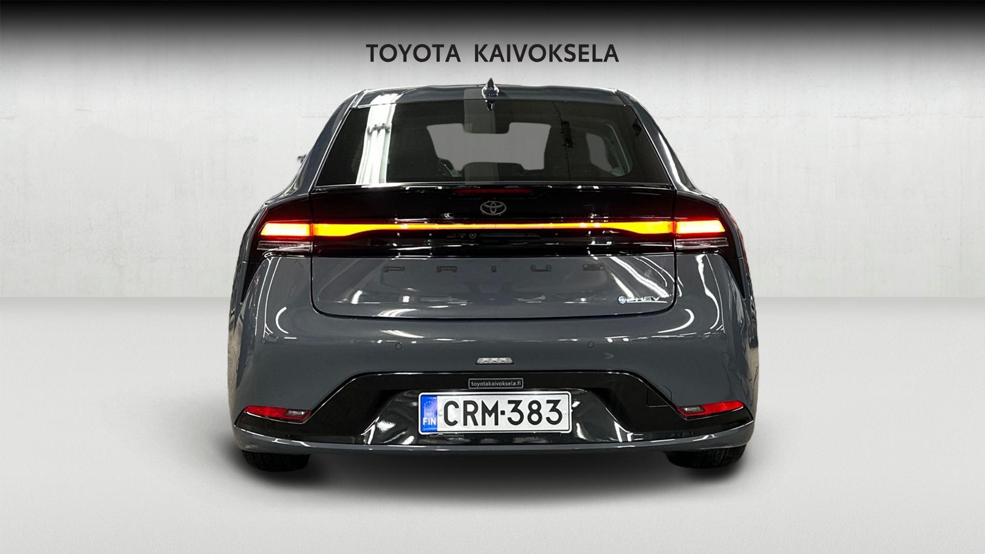 Toyota Prius Plug-in 2023