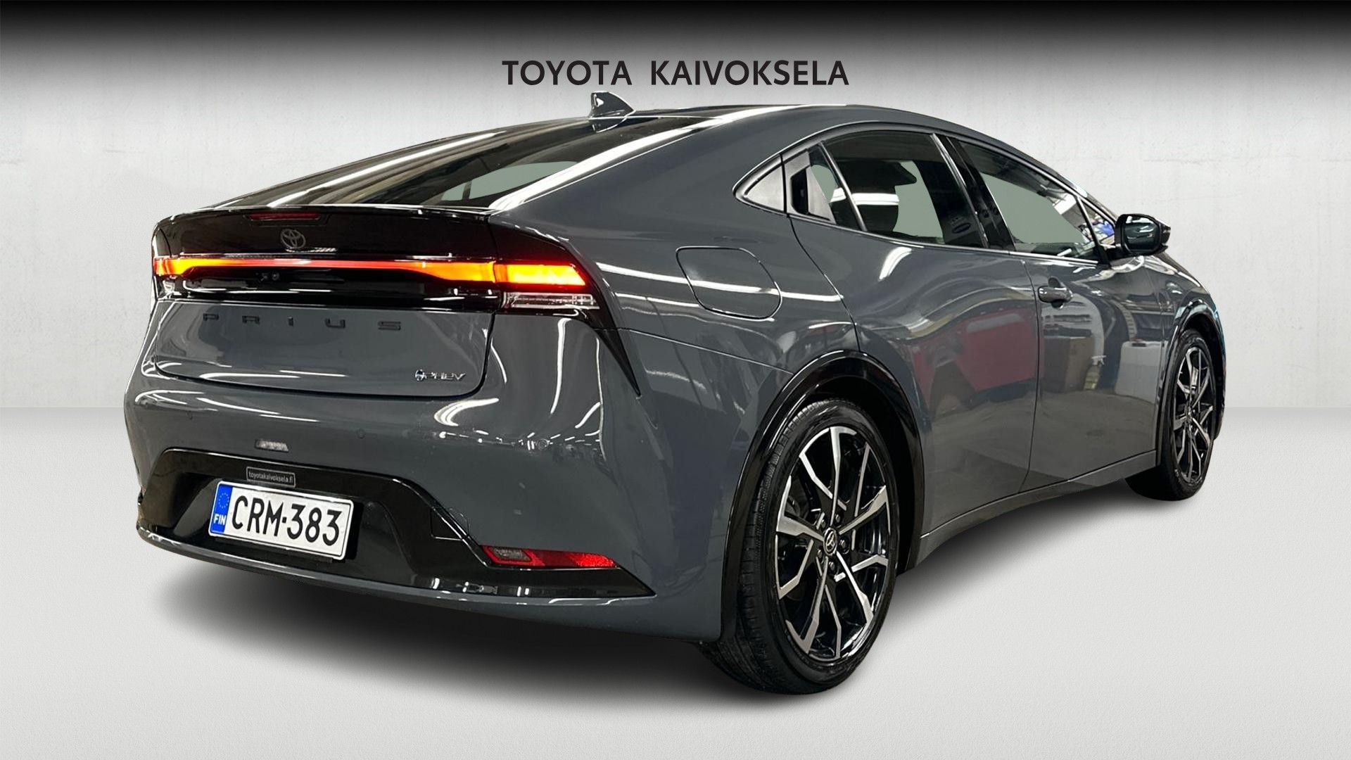 Toyota Prius Plug-in 2023