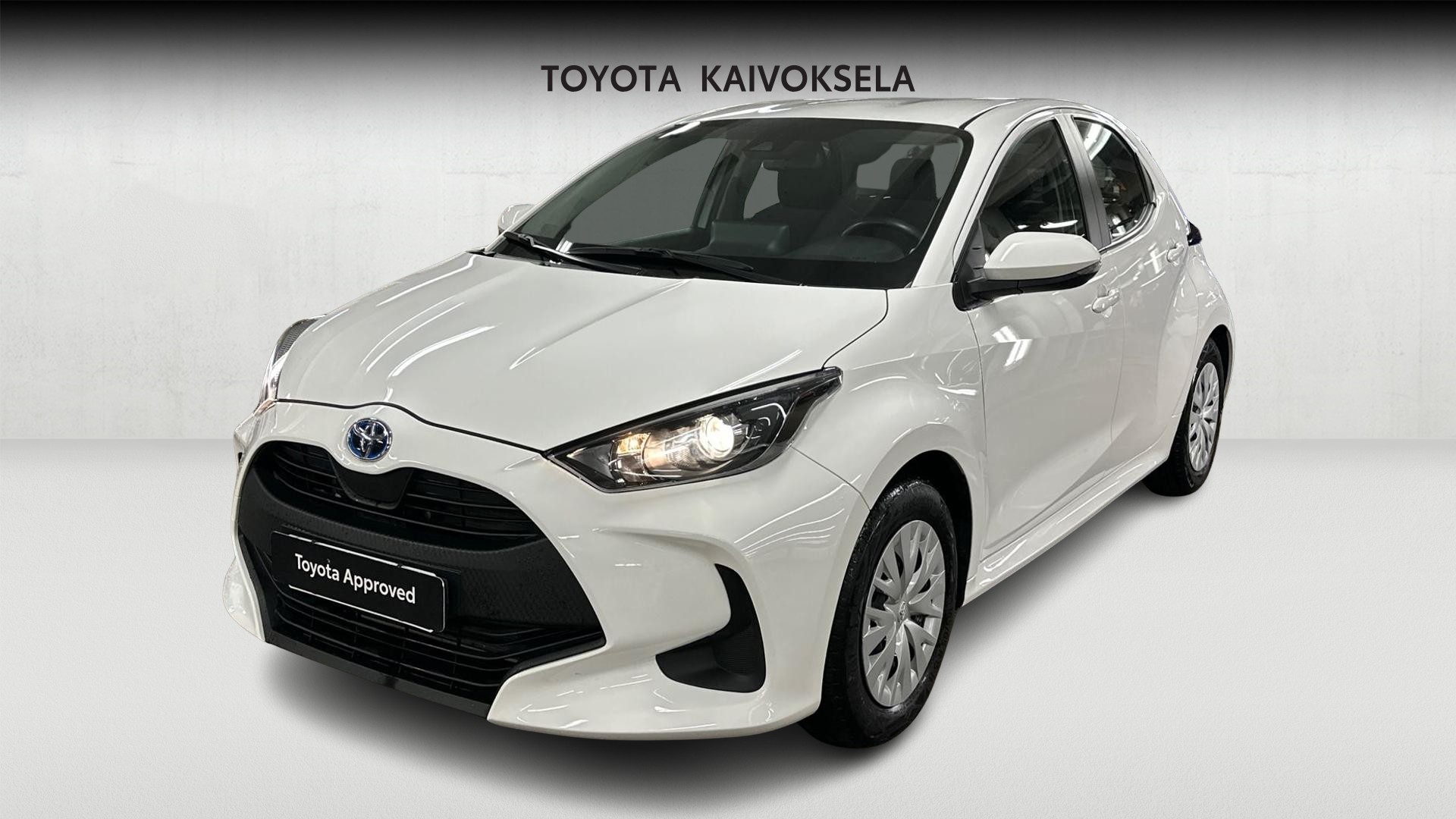 TOYOTA Yaris 2023