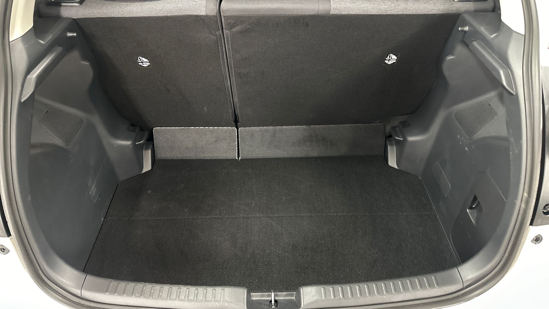 TOYOTA Yaris 2023