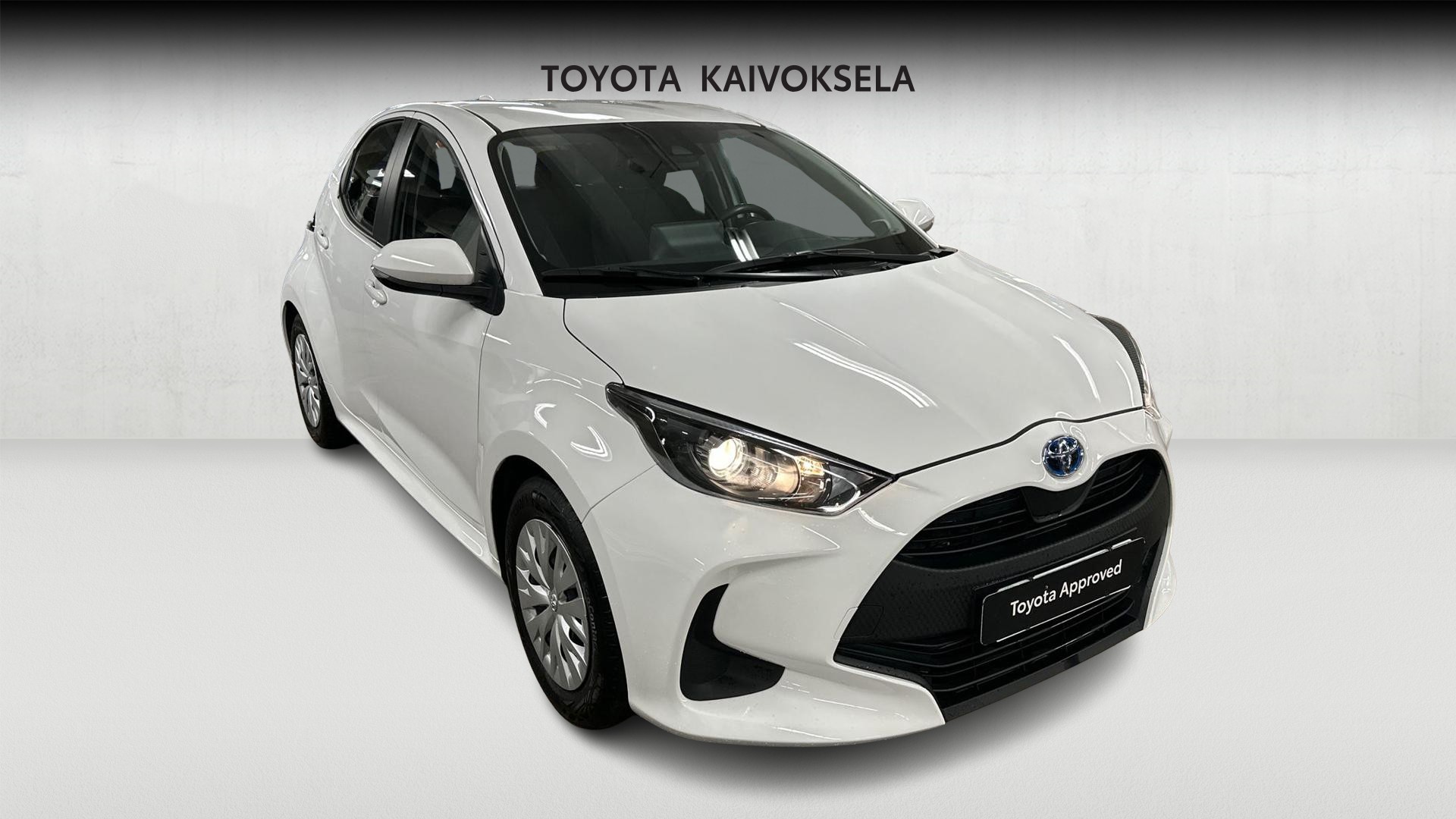TOYOTA Yaris 2023