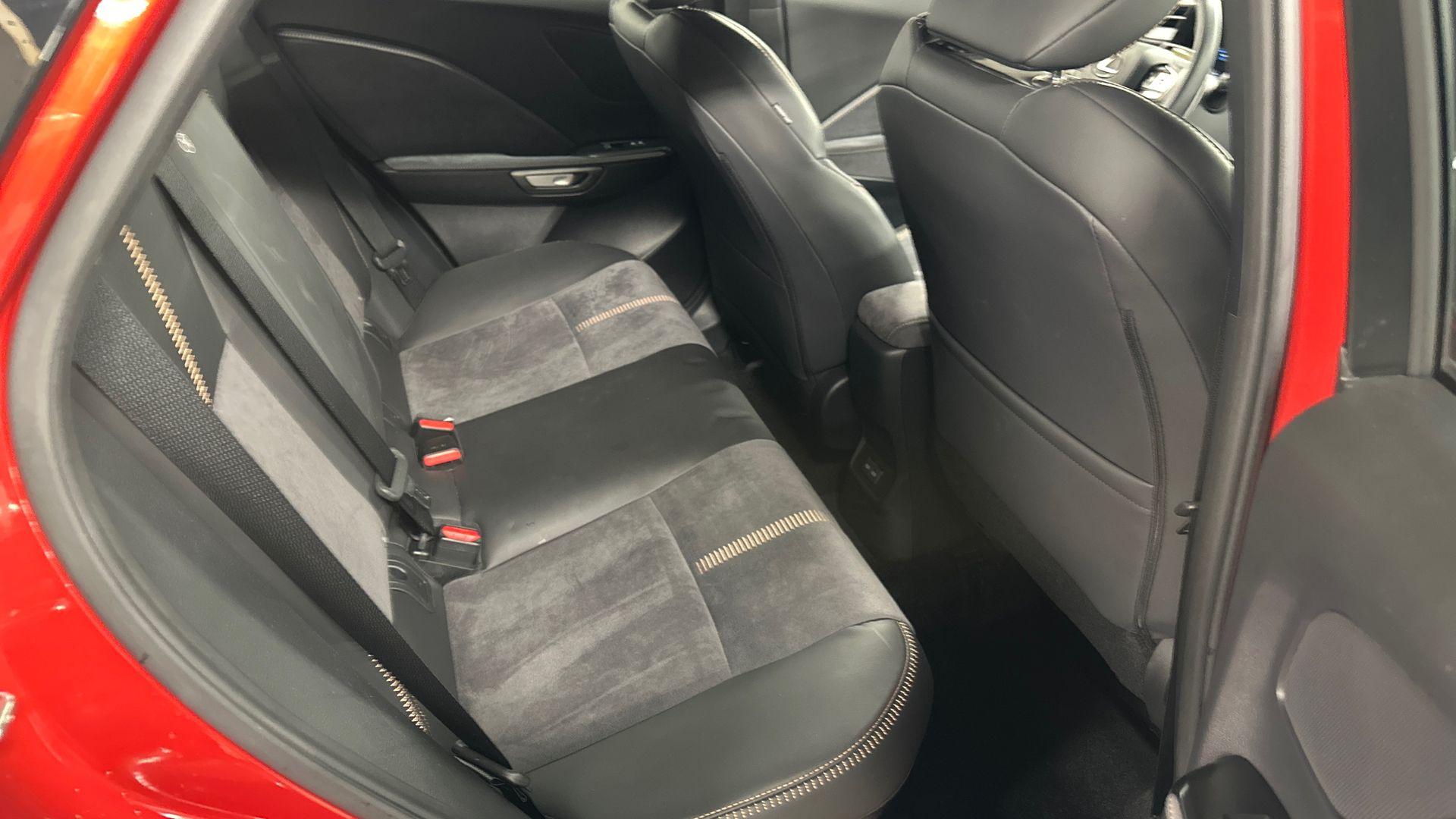 Lexus LBX 18