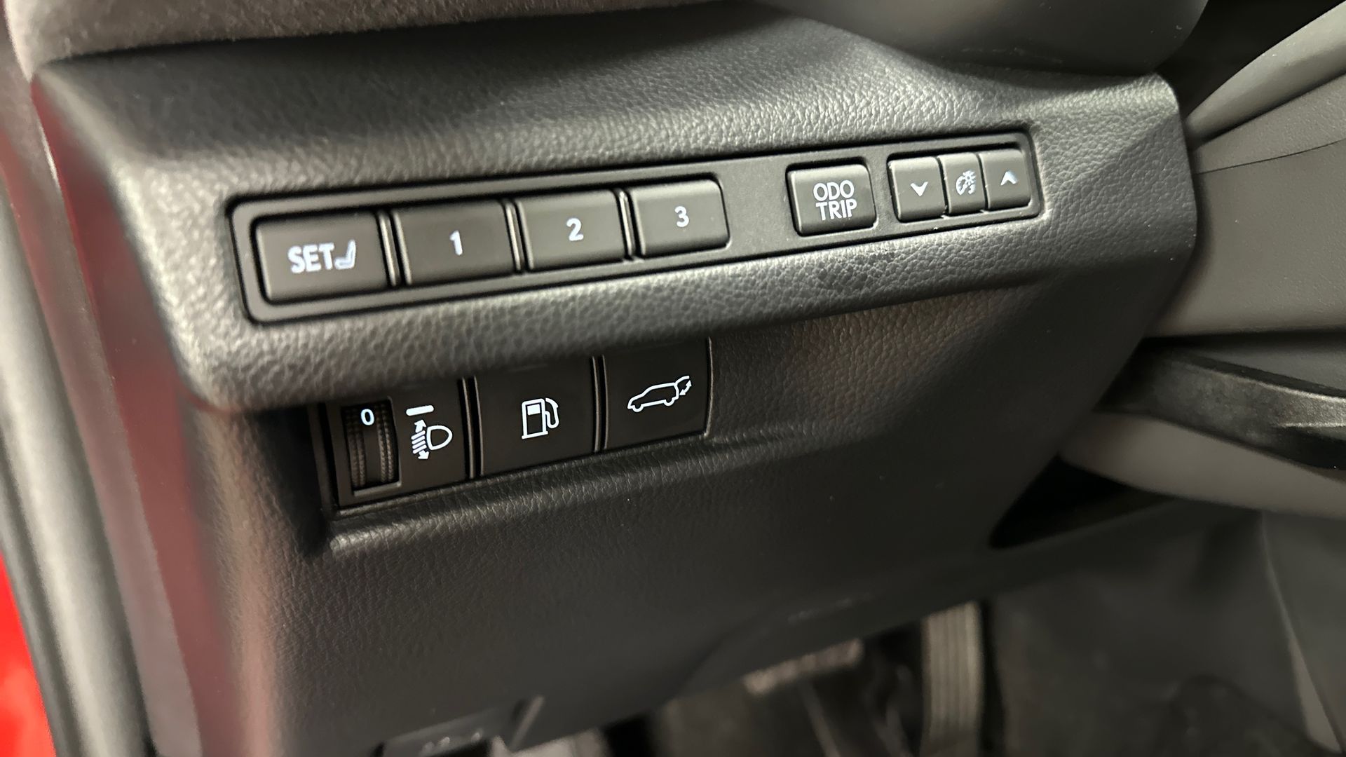 Lexus LBX 21