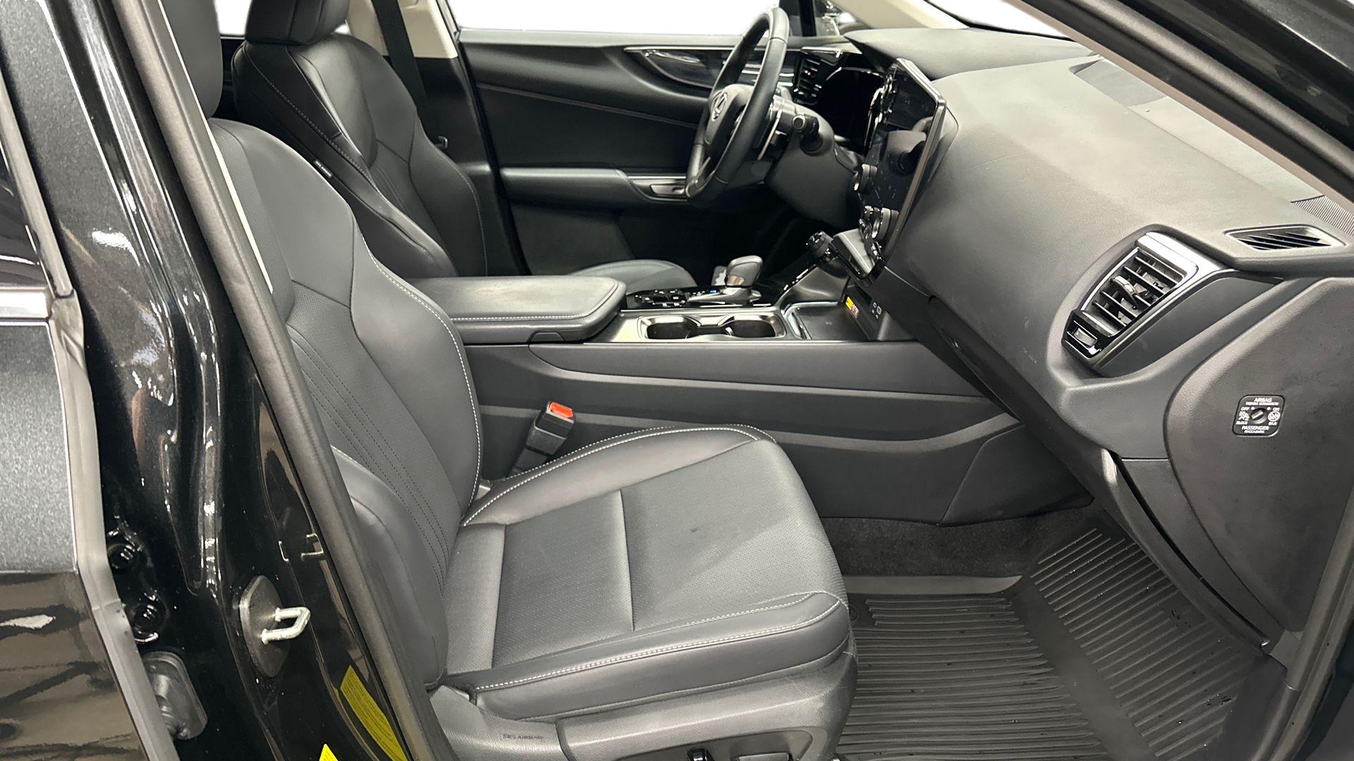 Lexus NX 2025