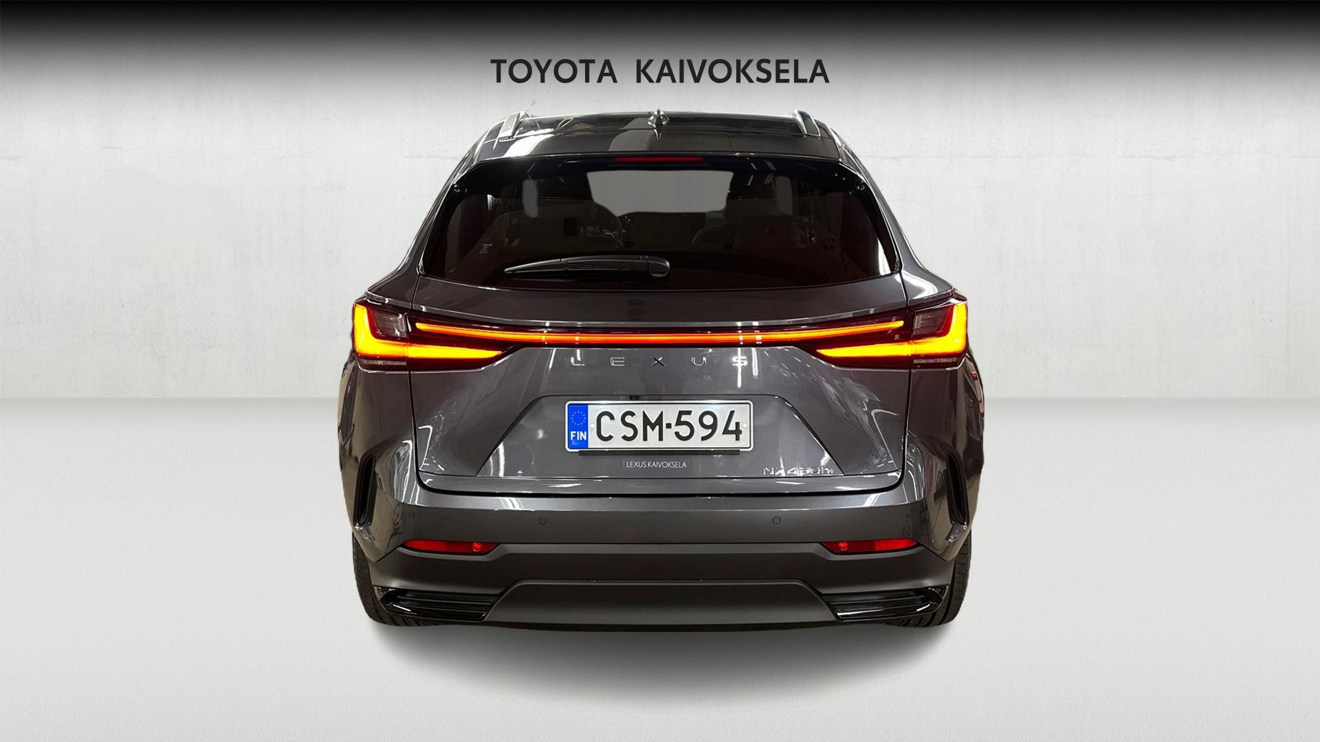 Lexus NX 2025