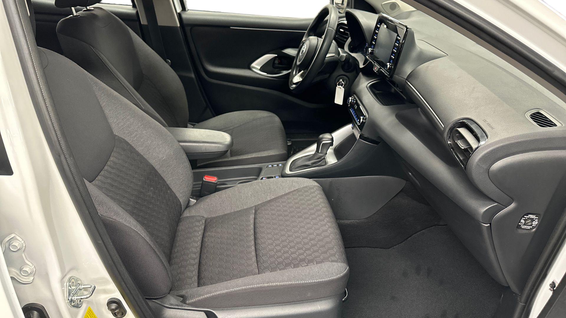 Toyota Yaris 2023