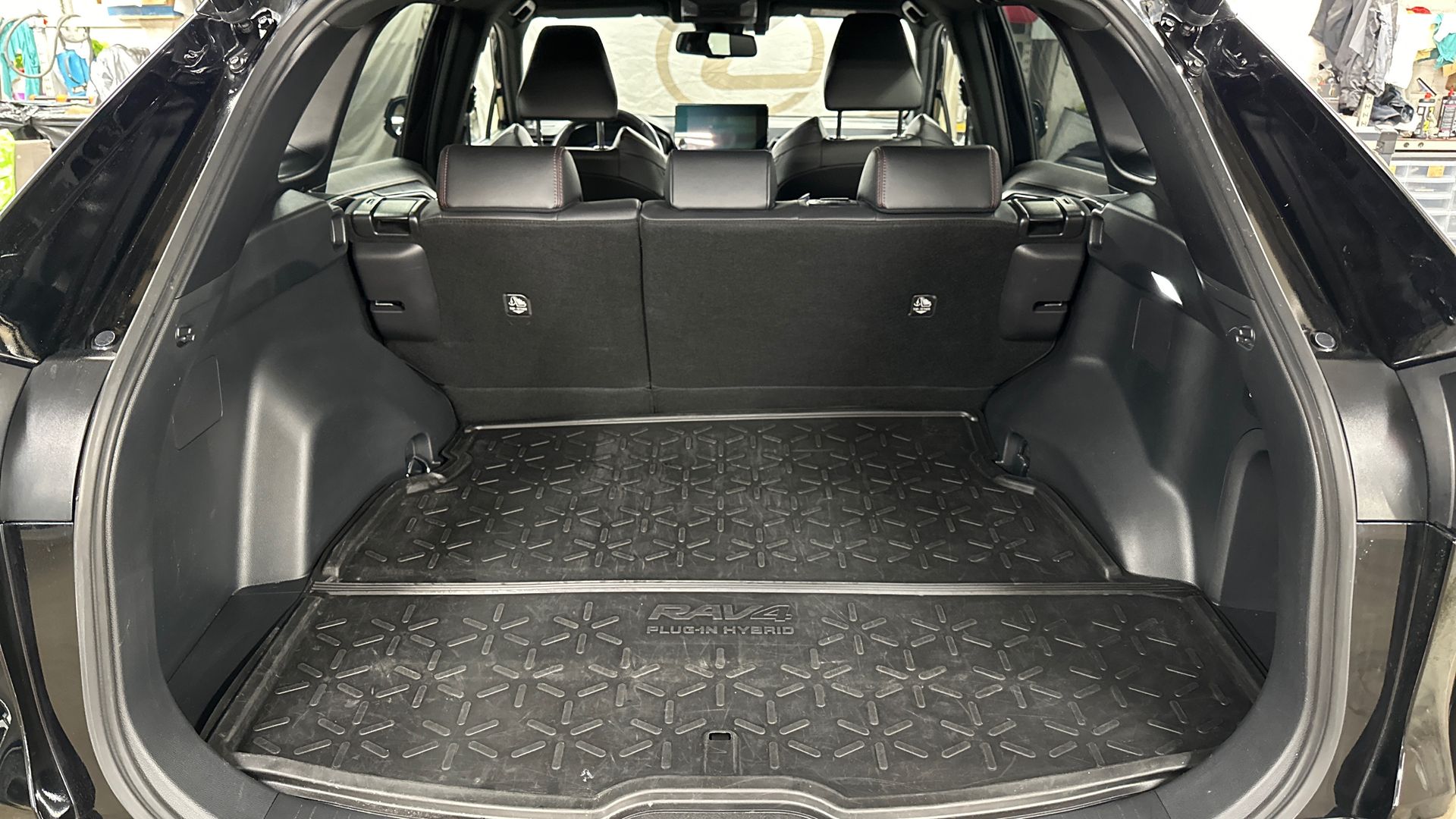 Toyota RAV4 Plug-in 2024