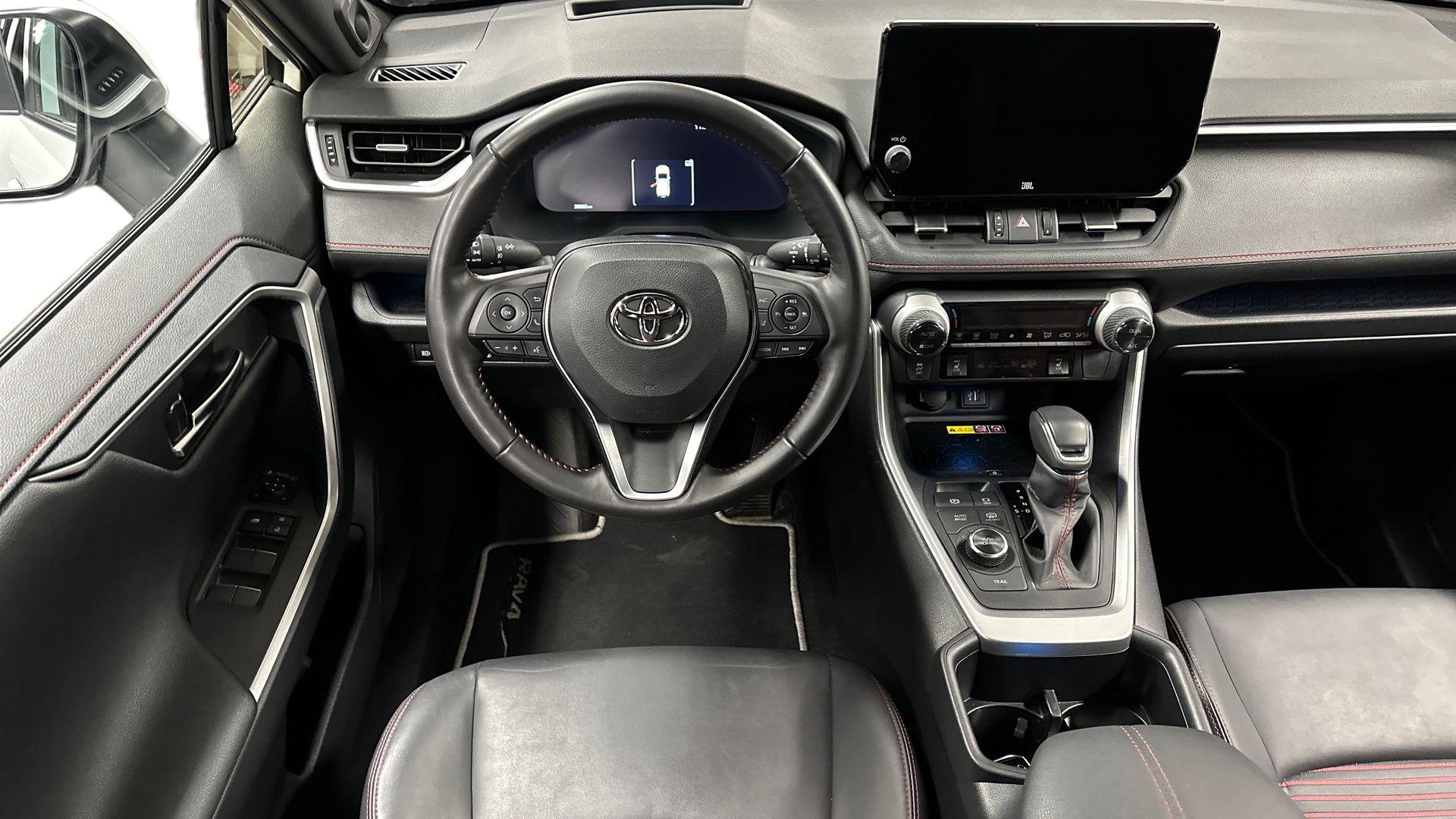 Toyota RAV4 Plug-in 2023