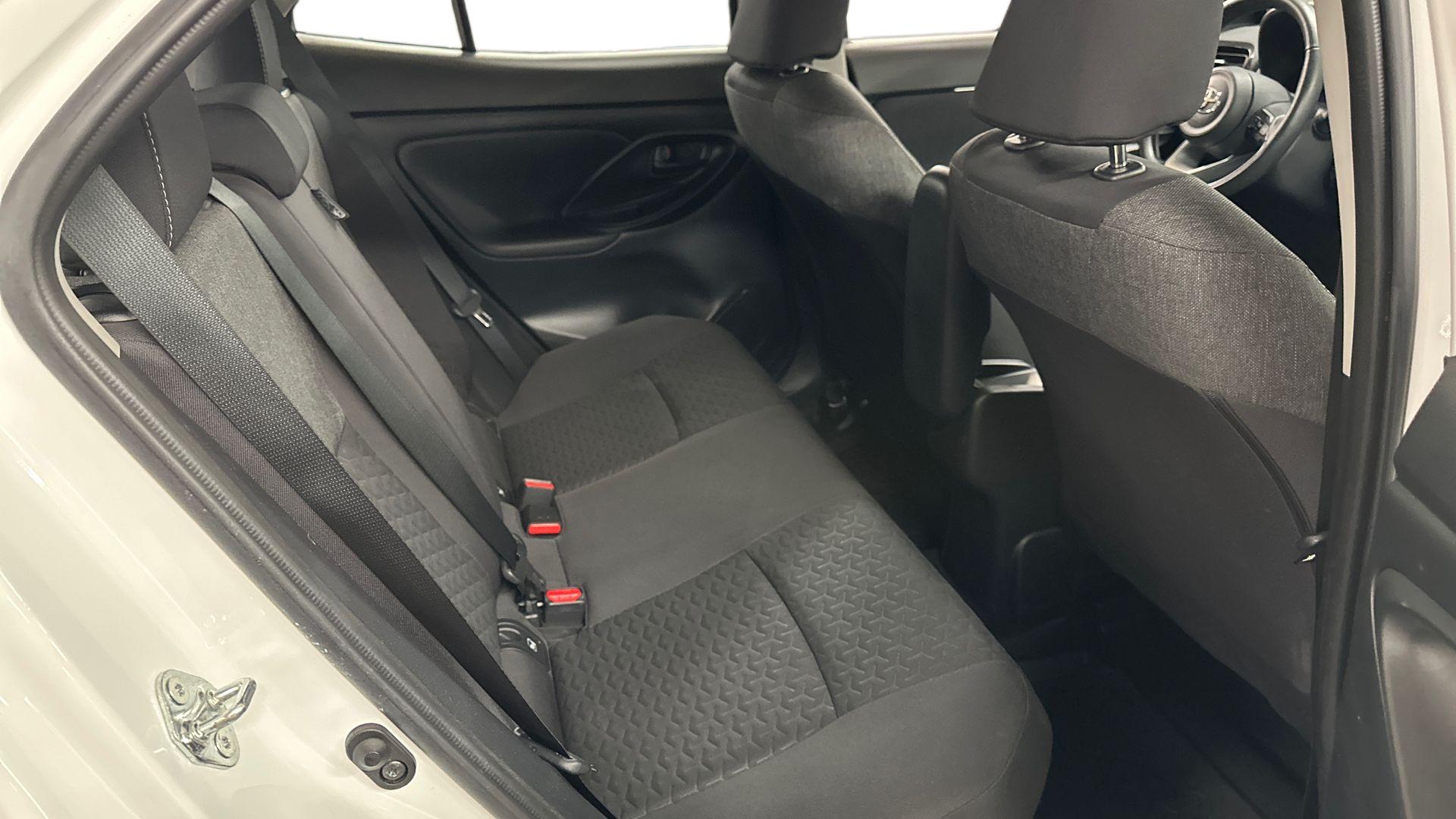 TOYOTA Yaris Cross 2024