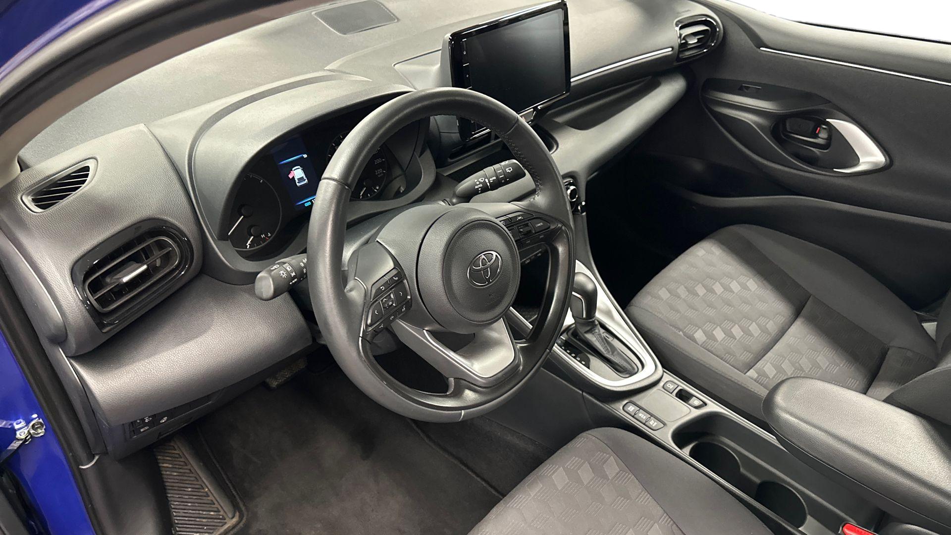 Toyota Yaris 10