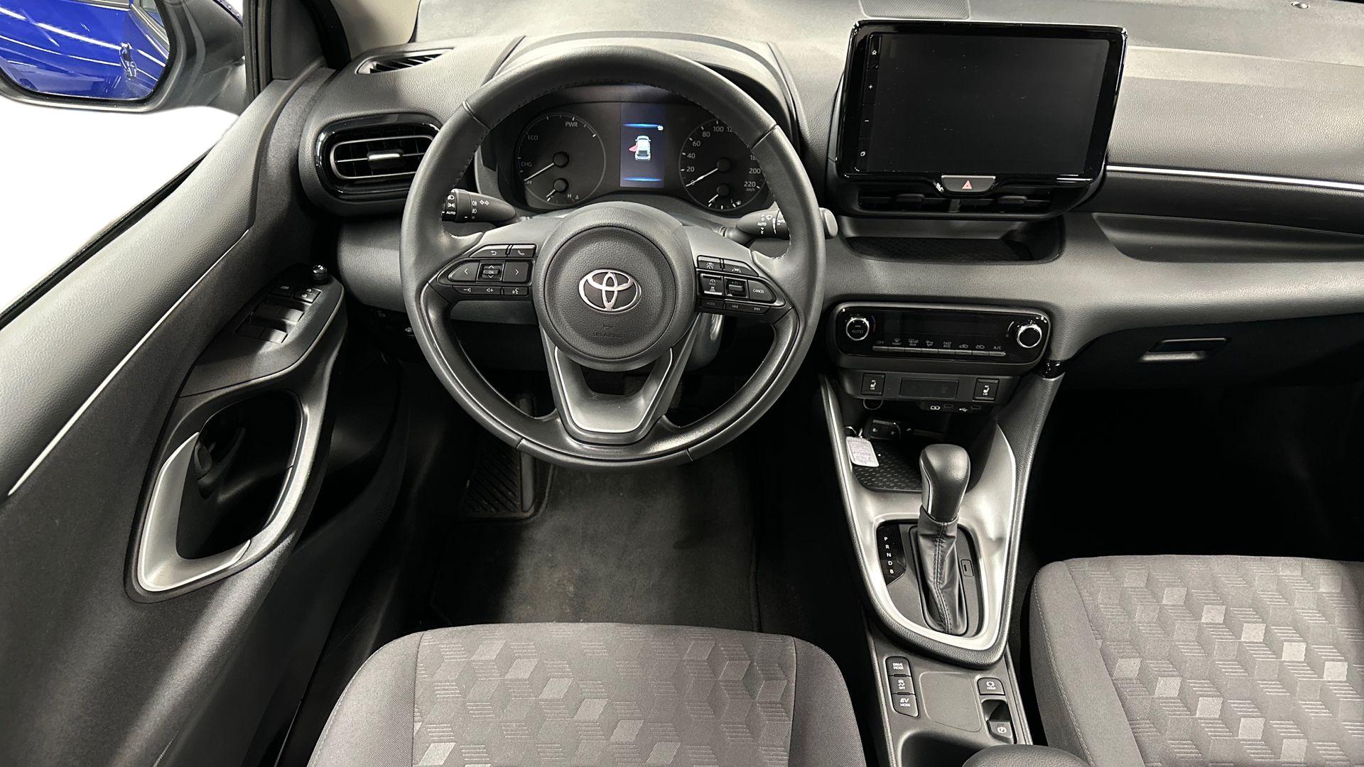 Toyota Yaris 13