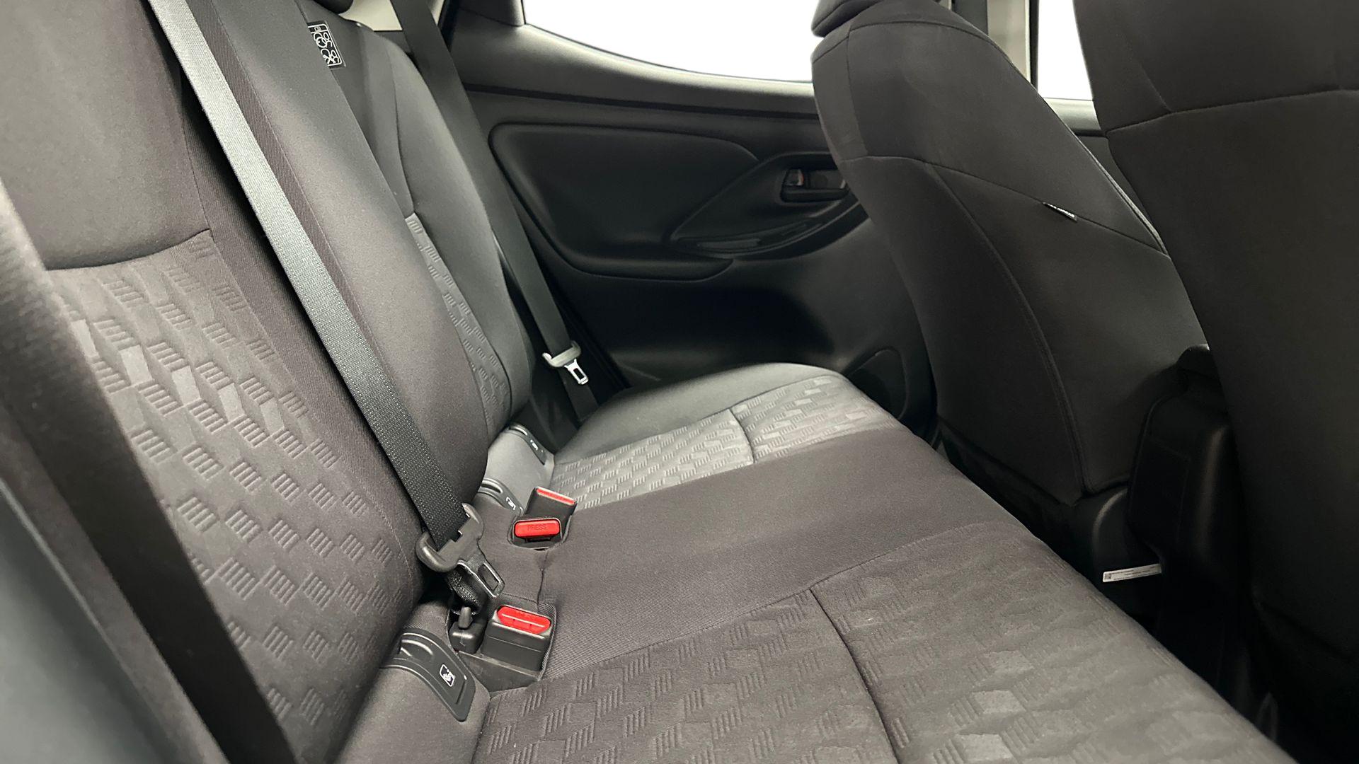 Toyota Yaris 18