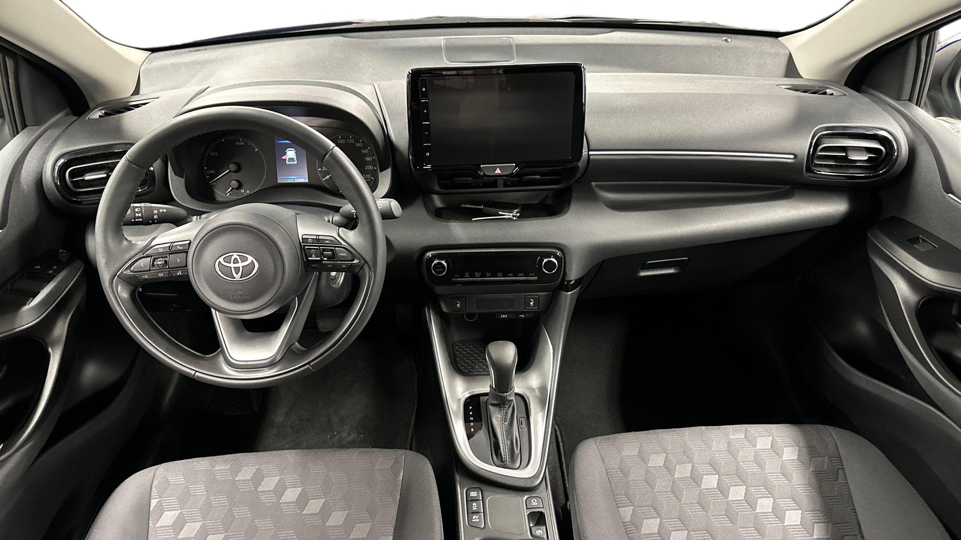Toyota Yaris 10